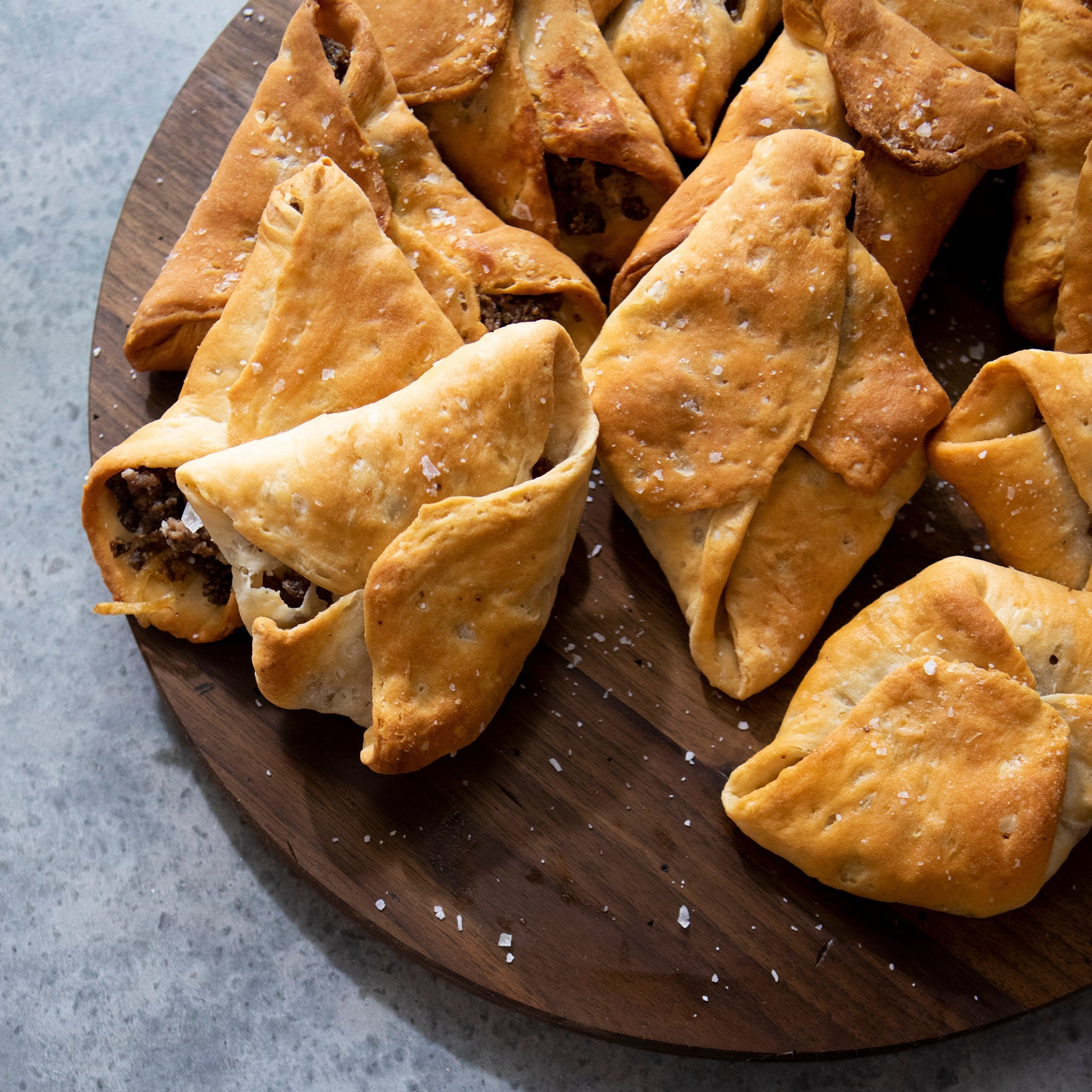 Magnoliass Table Fatayer