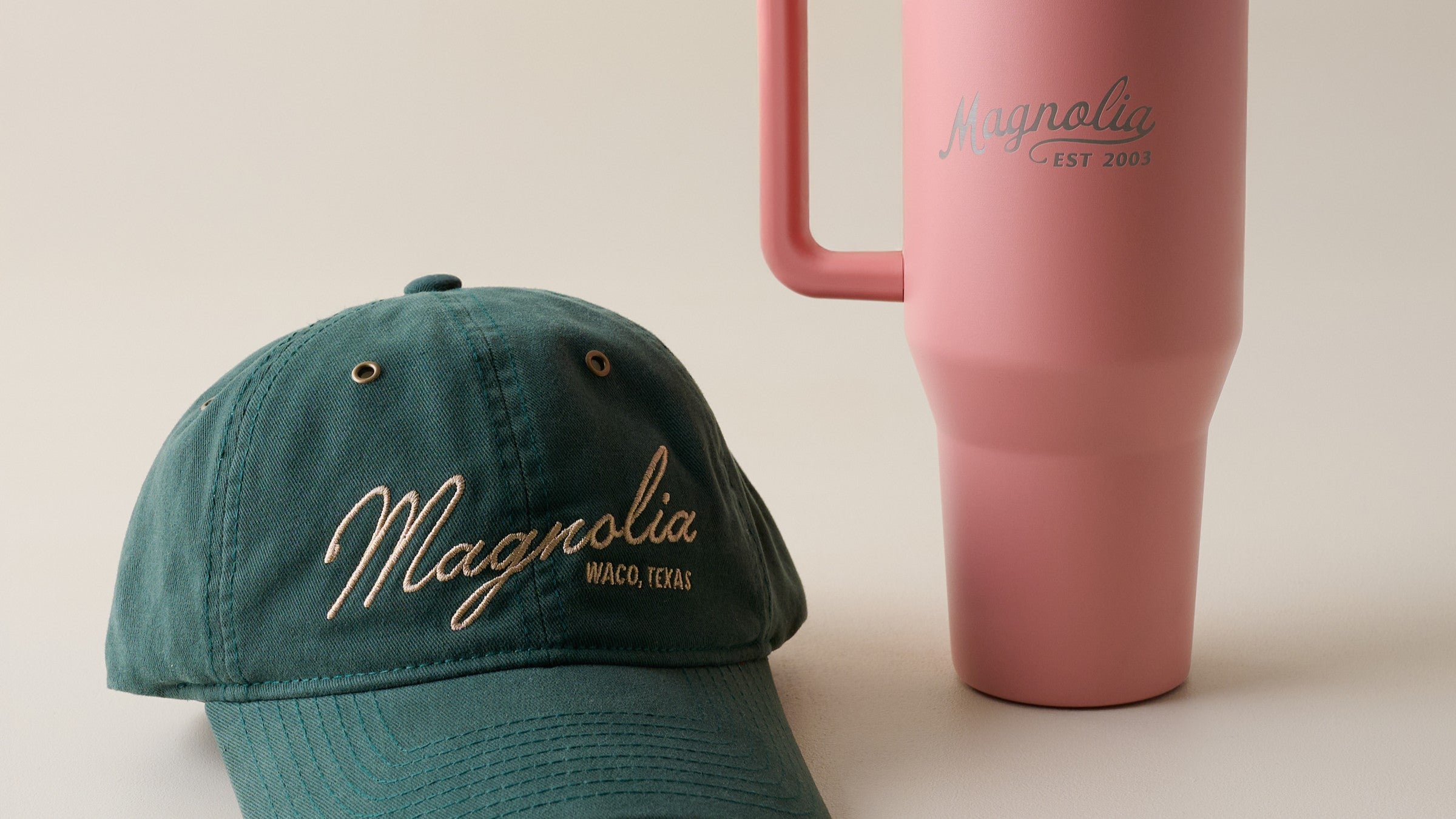 shop new Magnoliass gifts and souvenirs