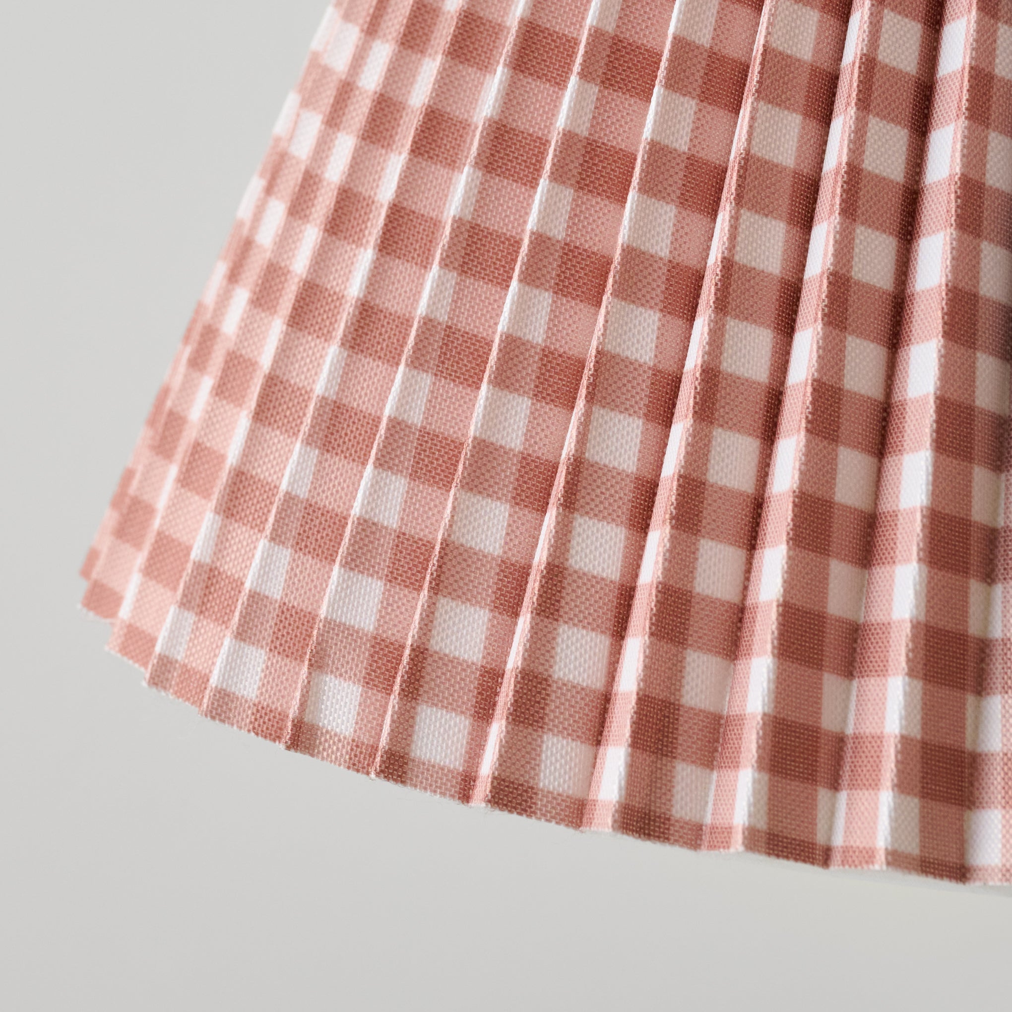Mocha Gingham Shade up close
