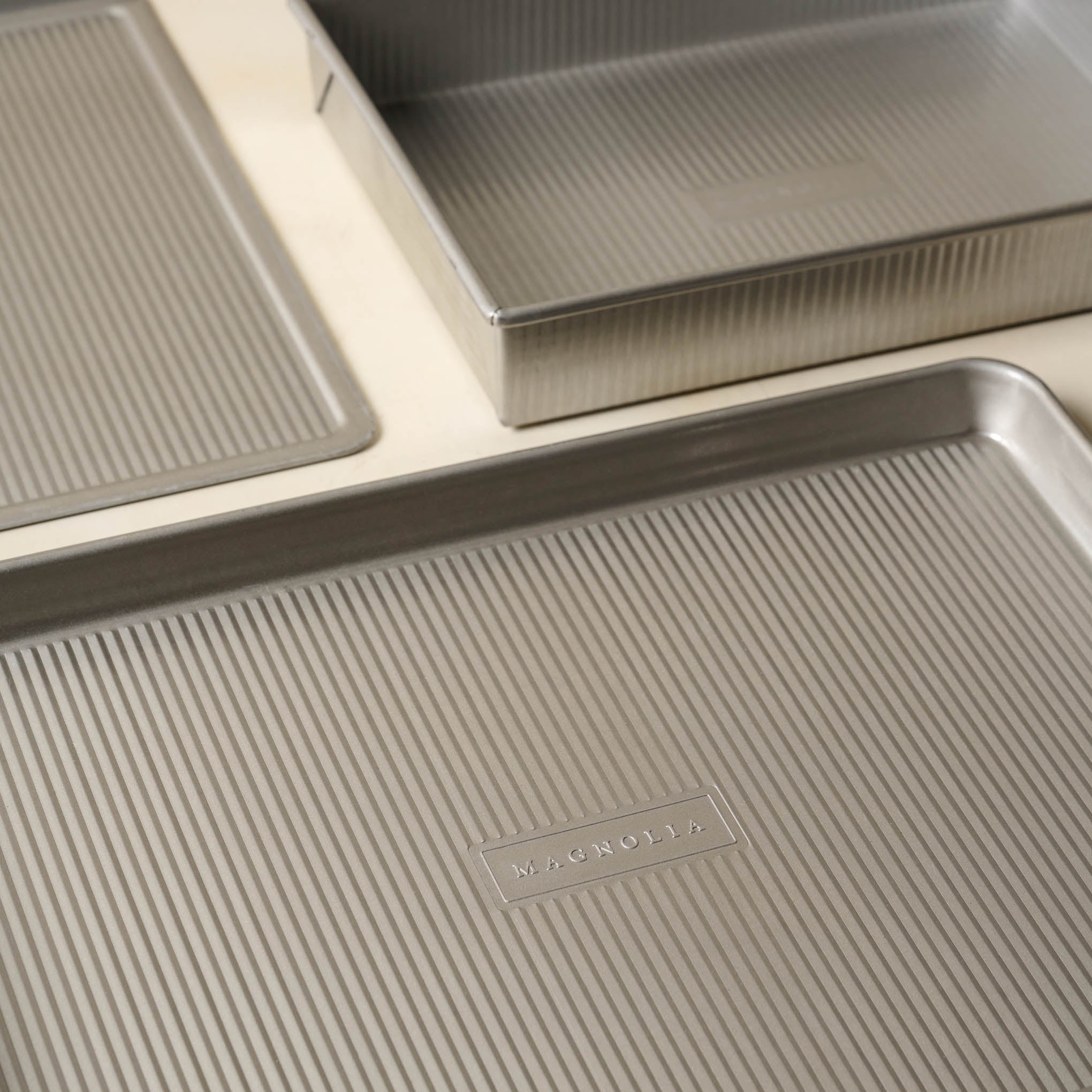 Magnoliass Baking Rack & Sheet Set