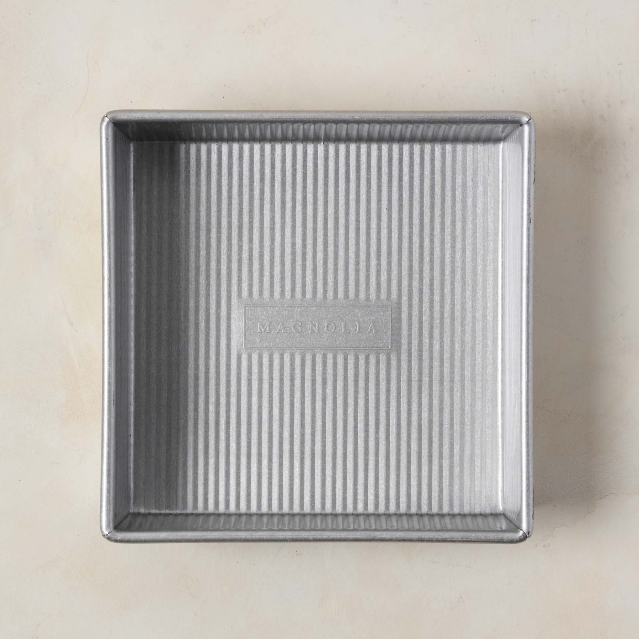 Magnoliass Baking Pan in 8x8