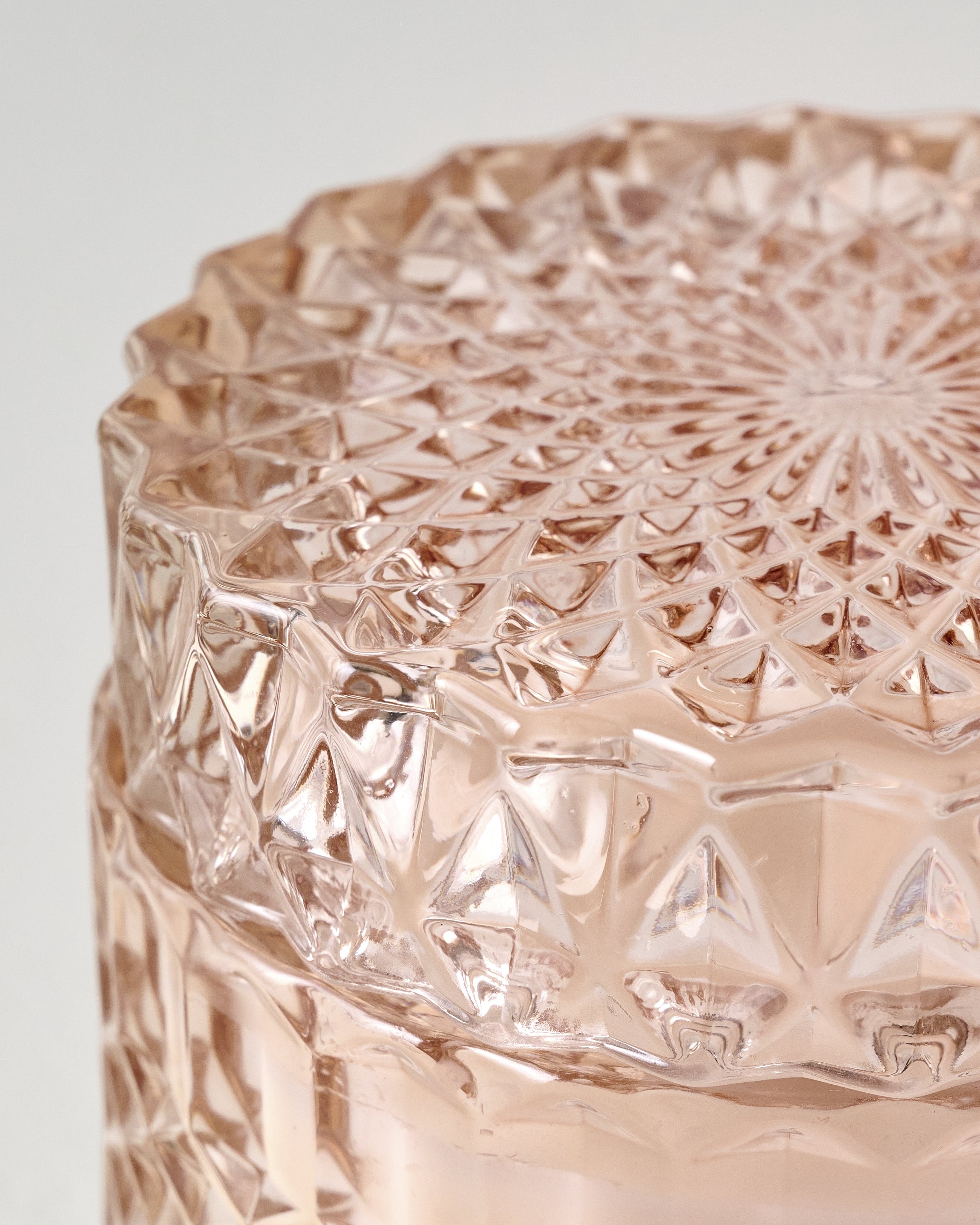 Magnoliass Morning Light Glass Candle up close