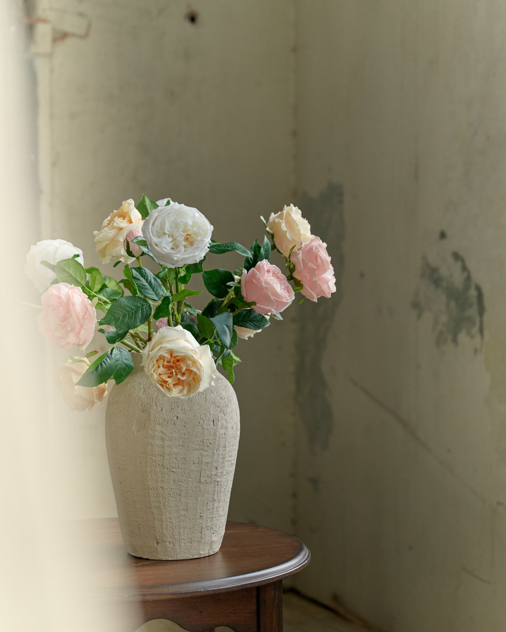 Austin Rose Stems in White, Pink and Peach in vase