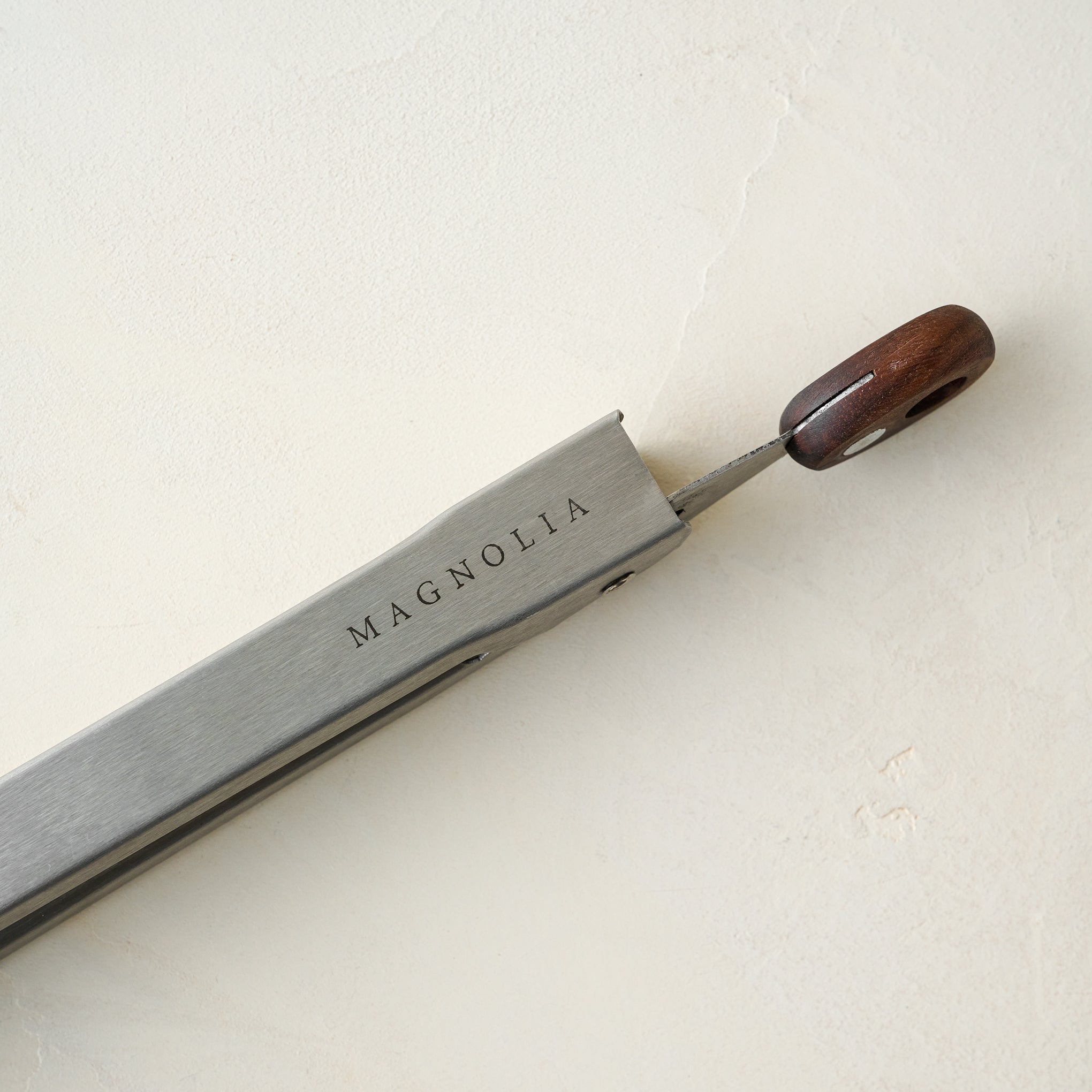 Gristmill Collection Walnut Tip Salad Tosser Magnoliass logo on handle