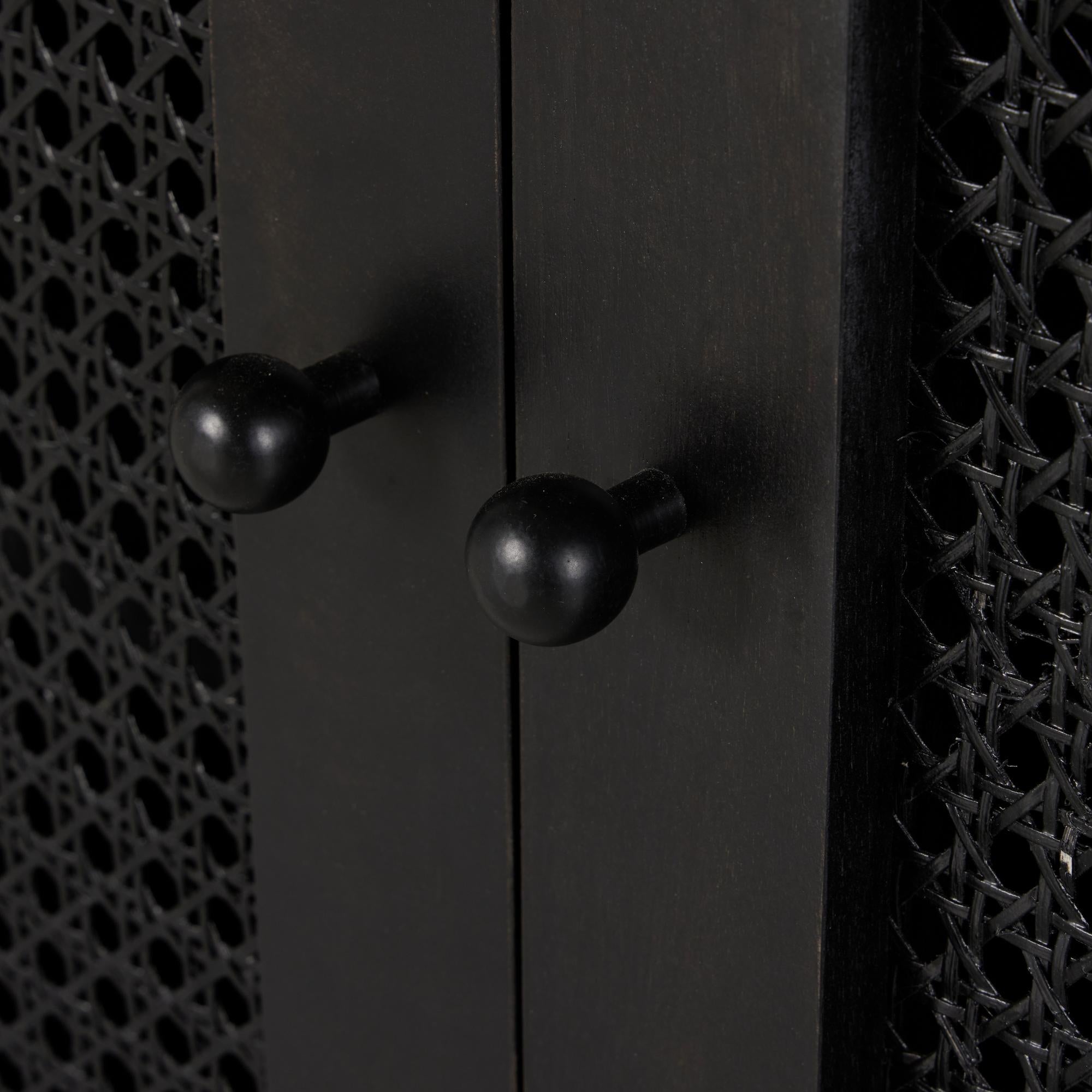 Maya Large Sideboard close up of door knobs