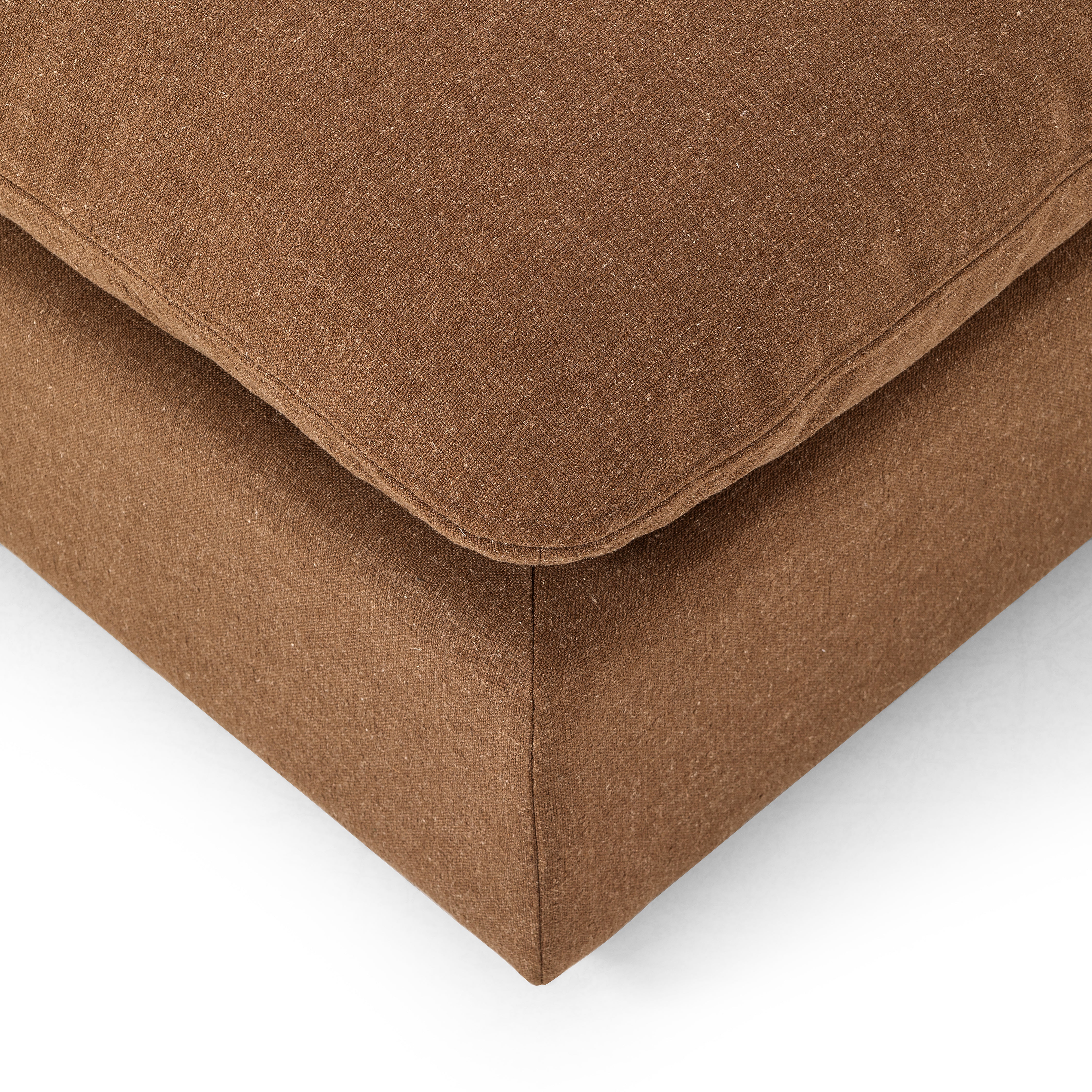 Cafe Laura Ottoman corner