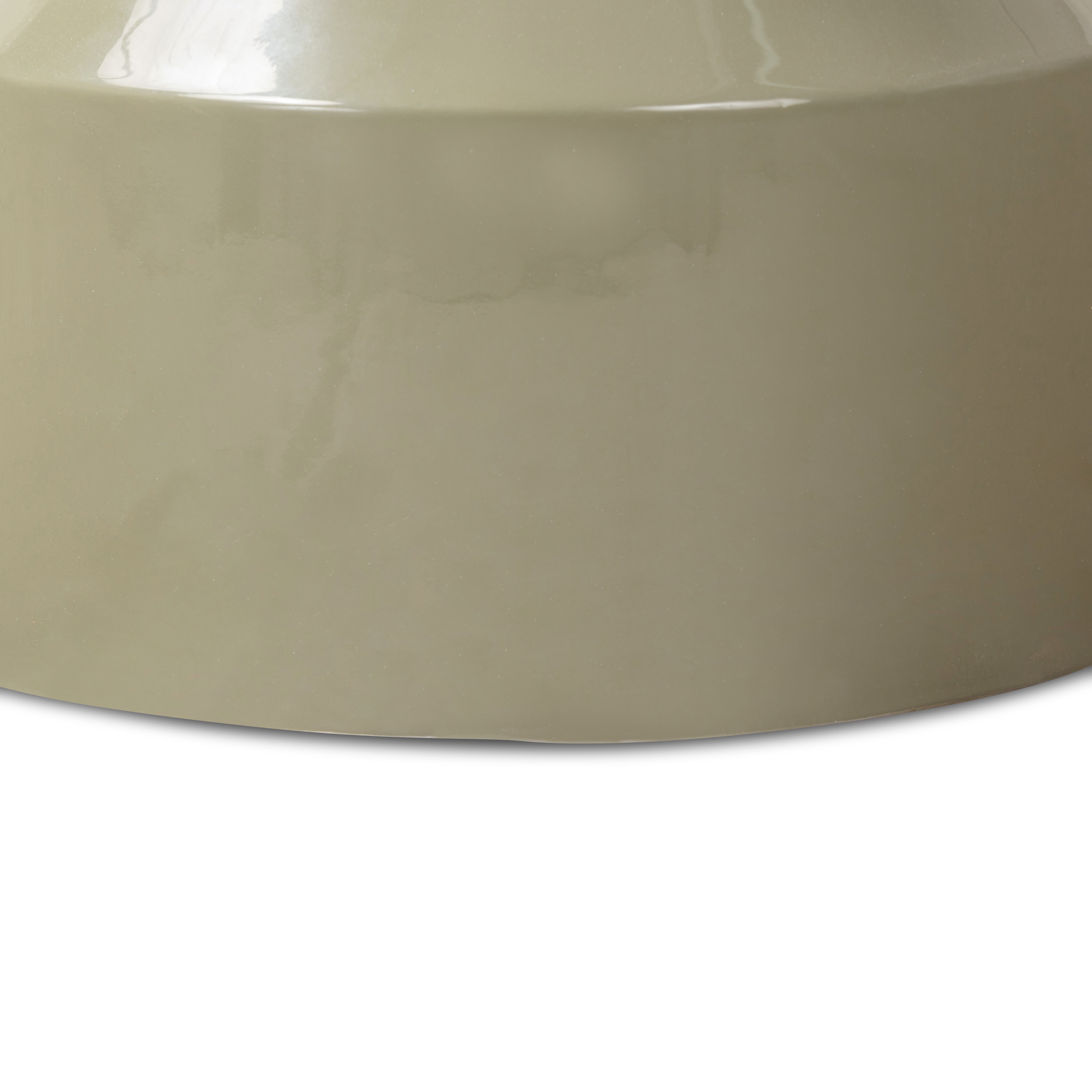 Ada End Table base up close