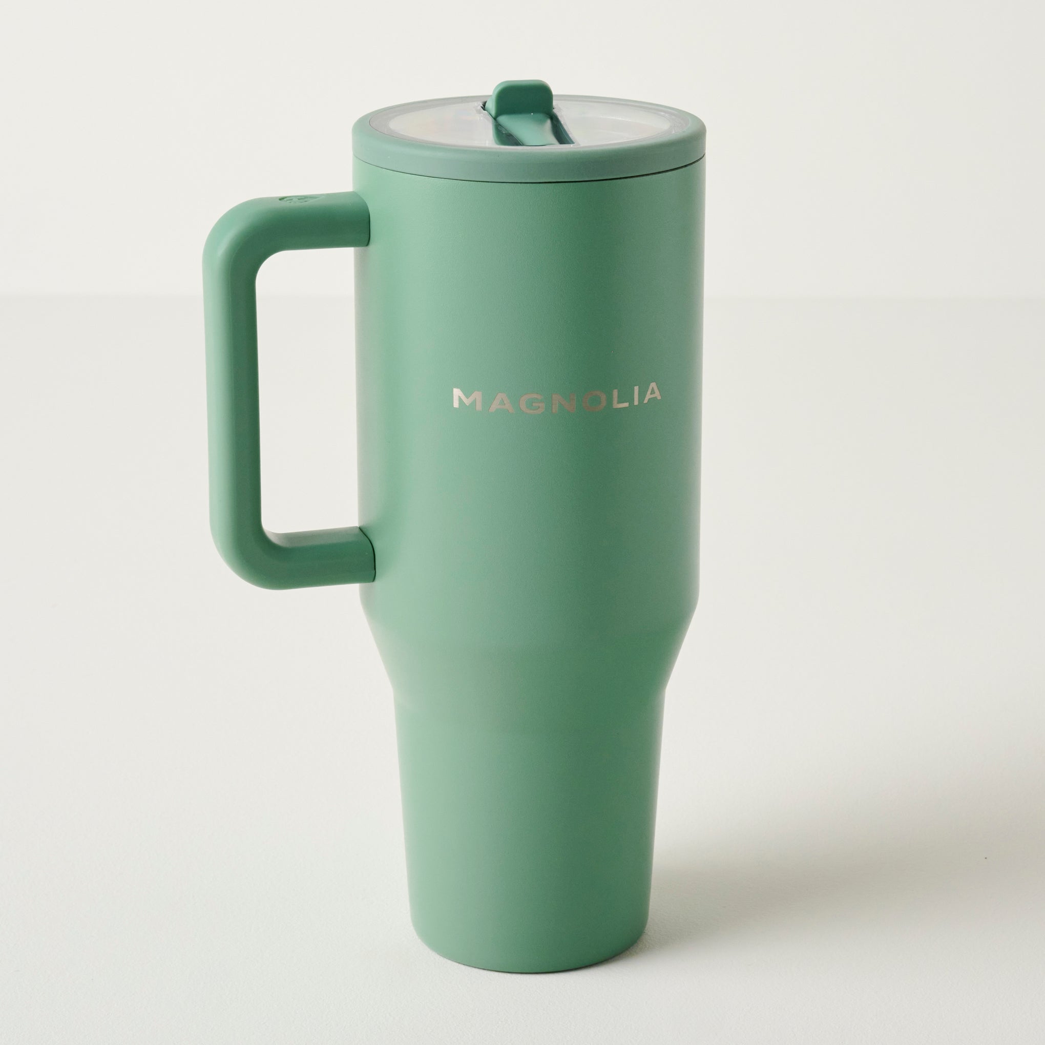 Magnoliass Blocked Sage 32oz Traveler