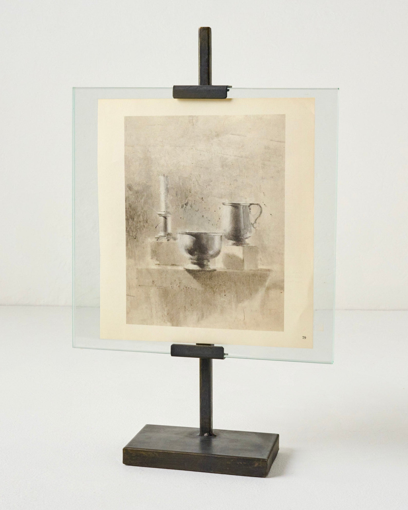 Shaina Adjustable Display Frame/Easel in Bronze