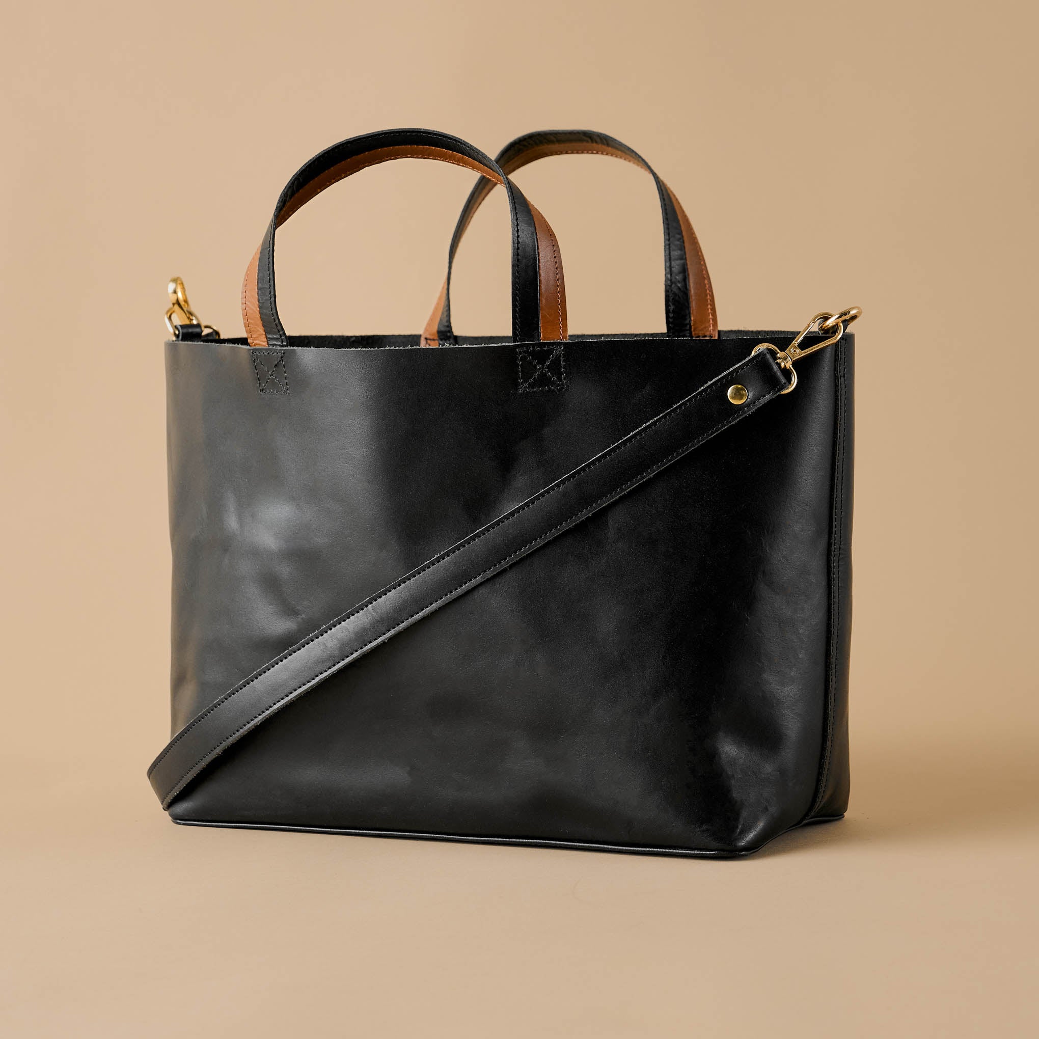 Magnoliass Essential Black Crossbody Tote