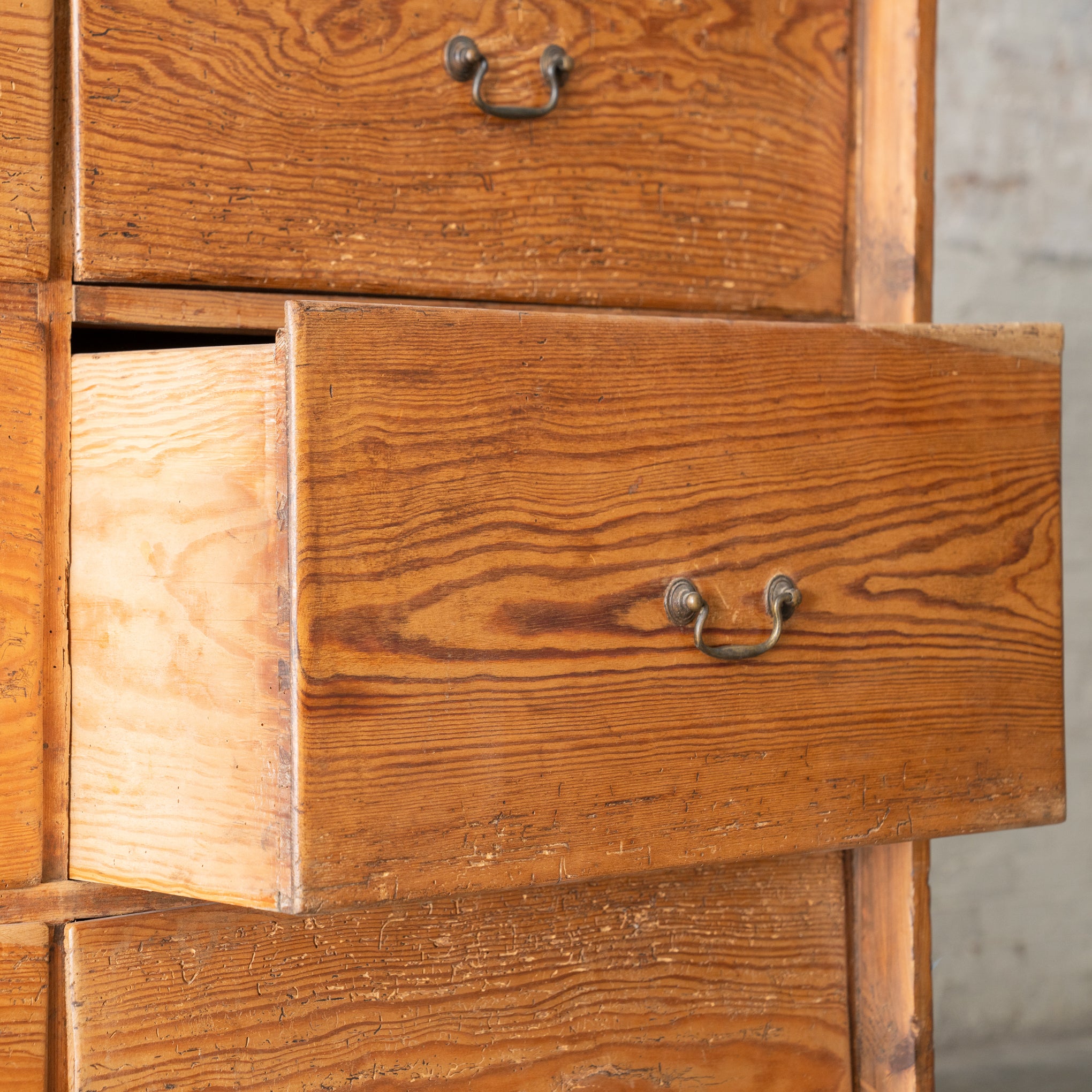 Vintage Large Twelve Drawer Chest of Drawers drawer open up close