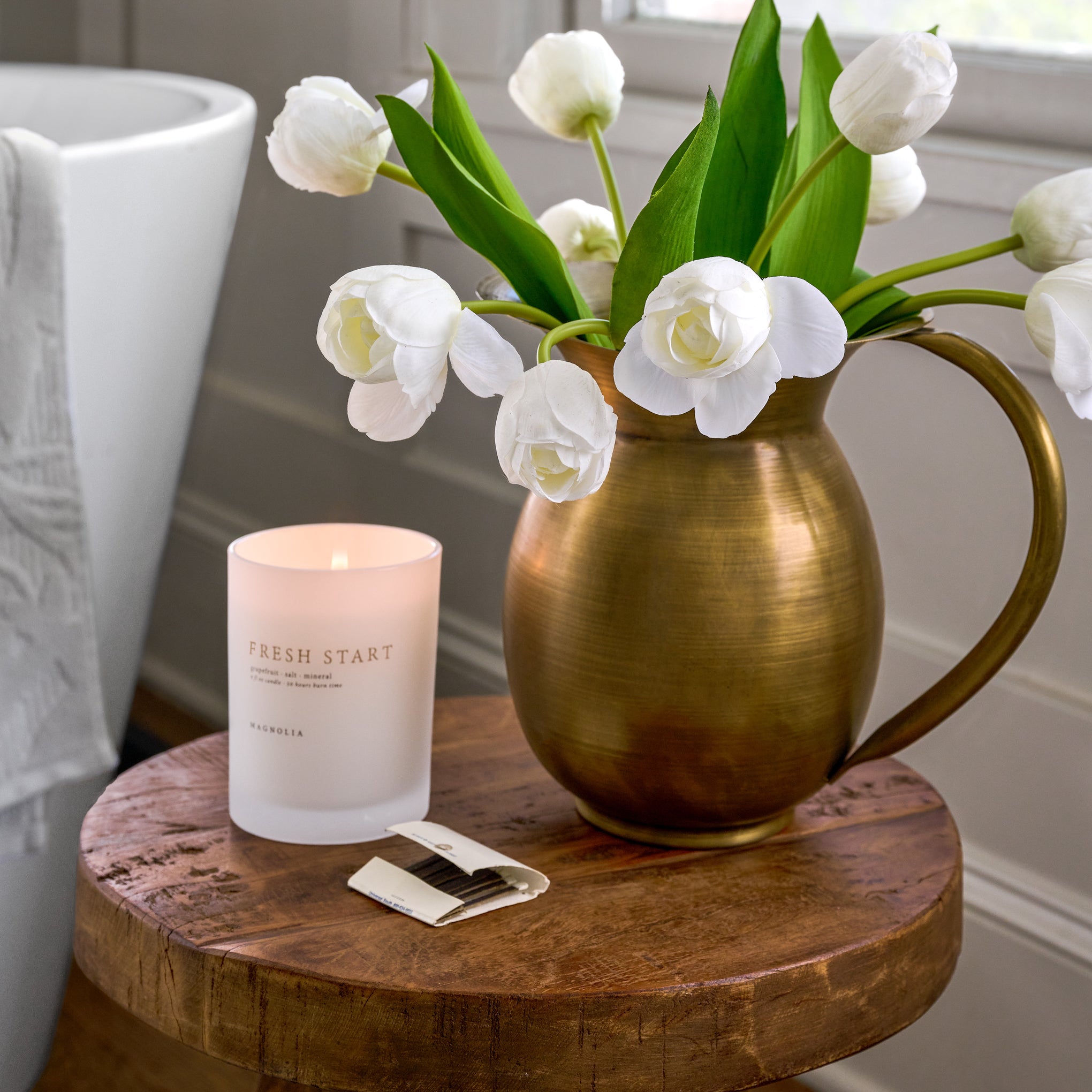 Real Touch Tulip Bundle in white