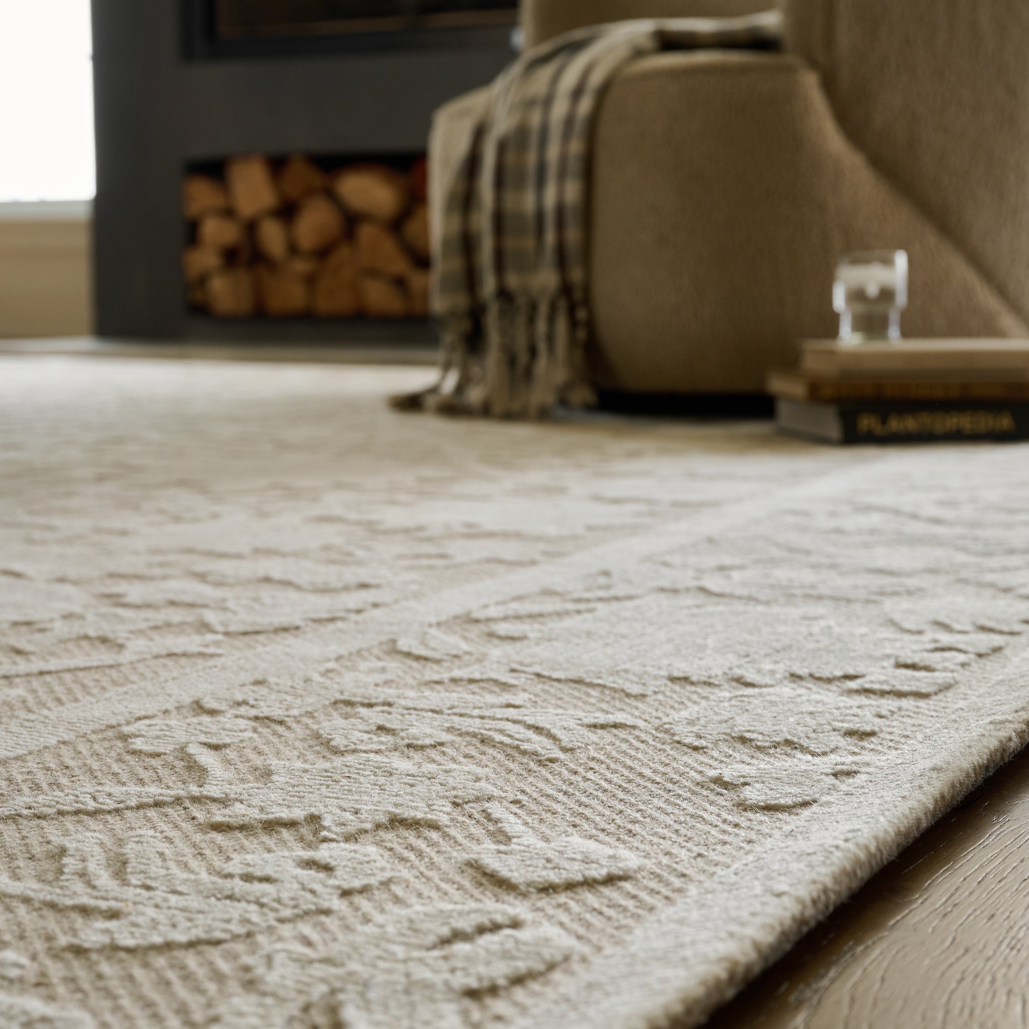Gloria Natural Ivory Rug
