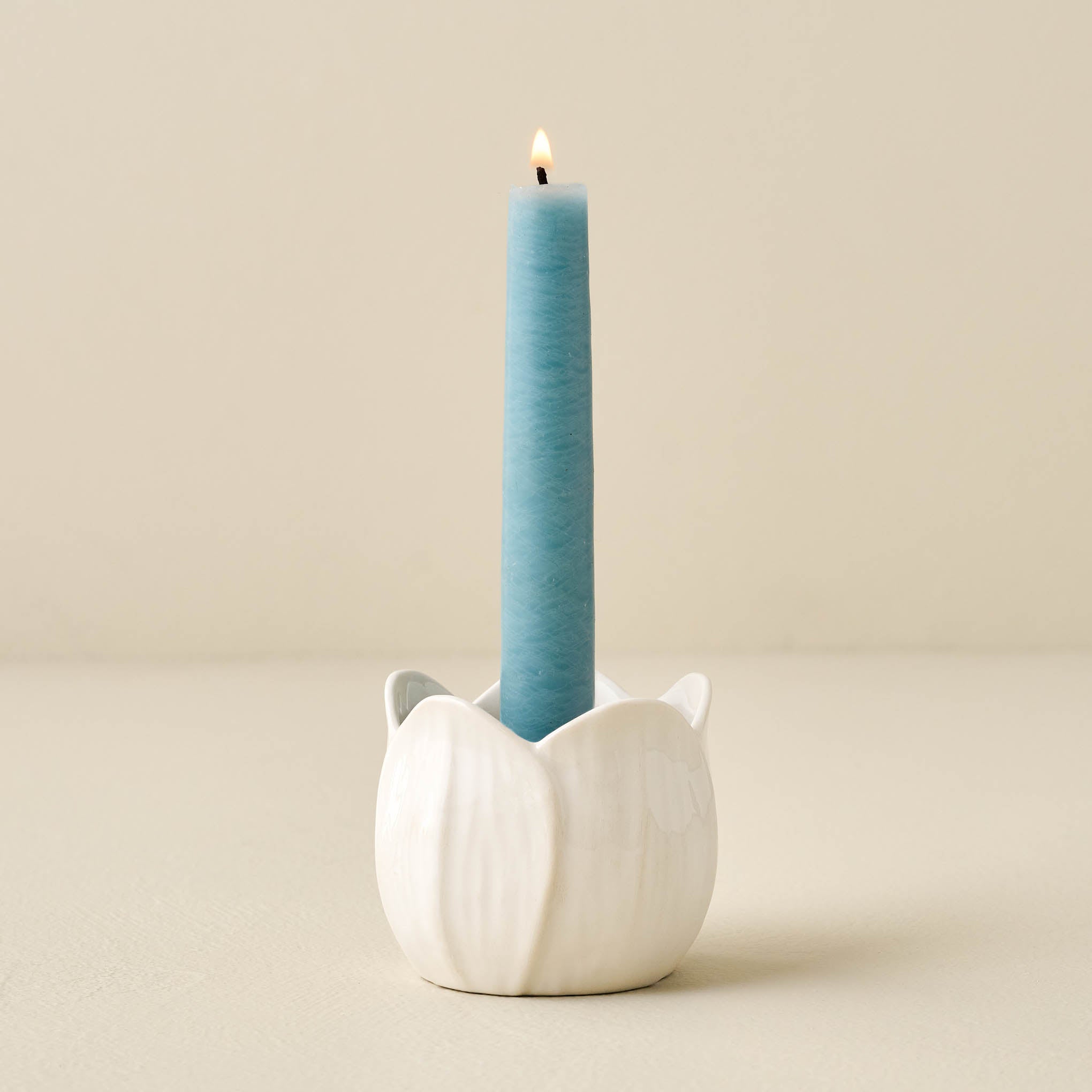 Magnoliass Ceramic Taper Holder with blue taper