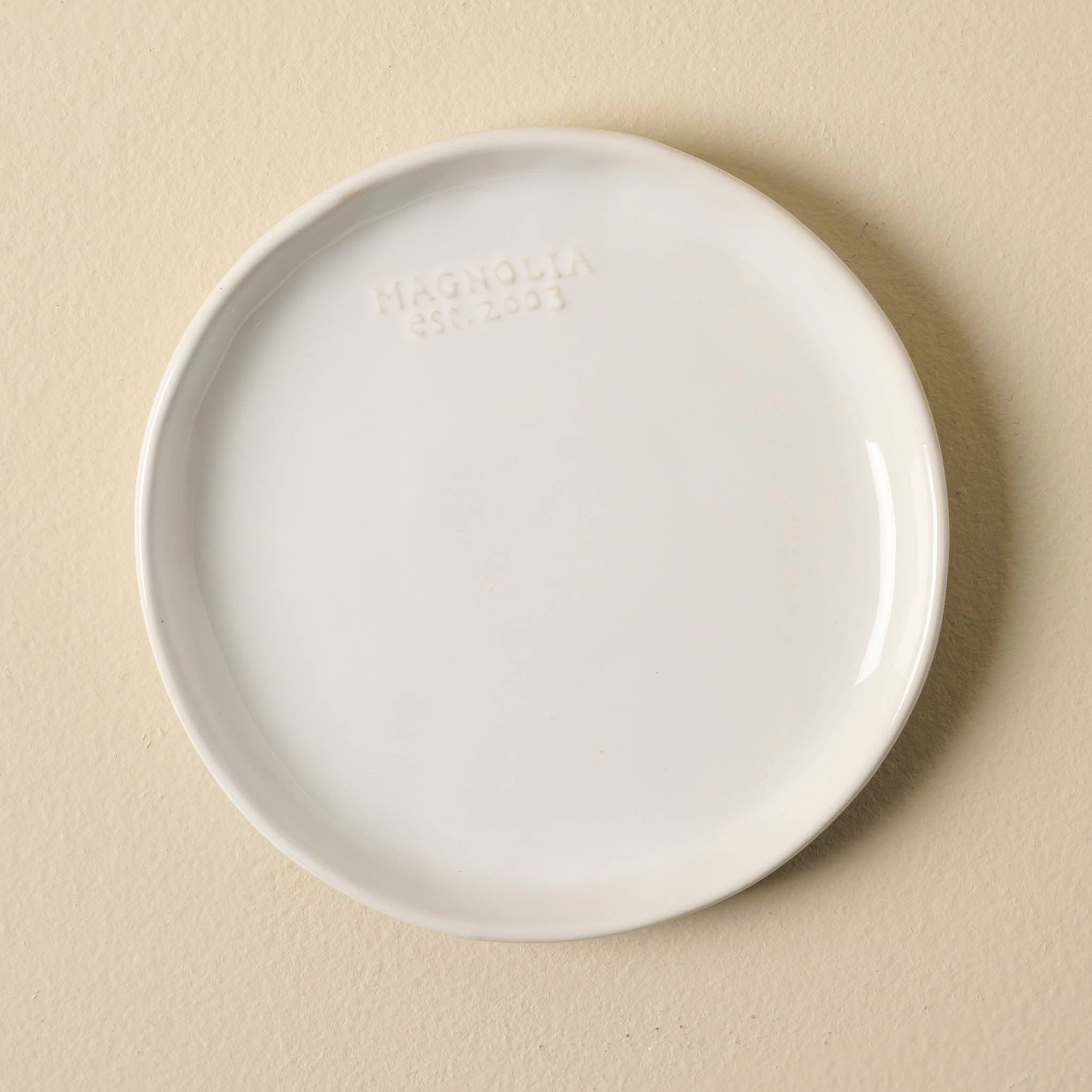 Magnoliass Est. bread Plate