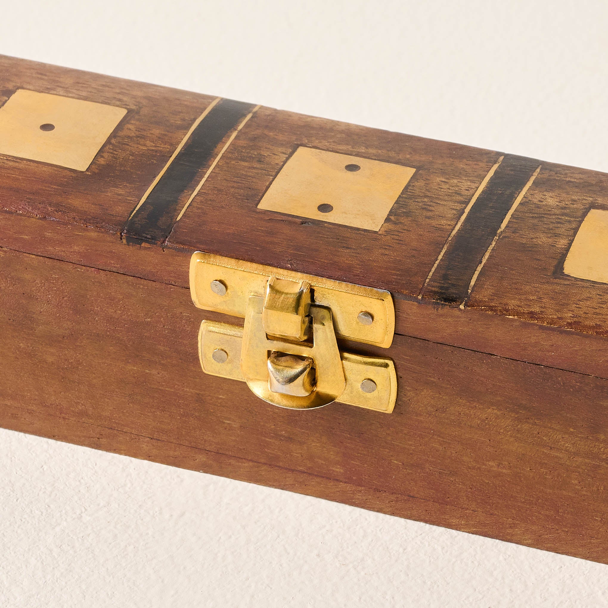 Gold Inlay Dice Case close up of box latch