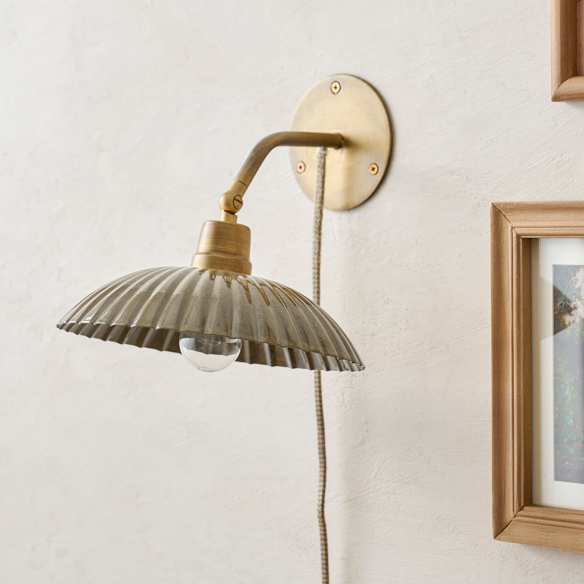 Chester Enamel Plug-in Sconce olive