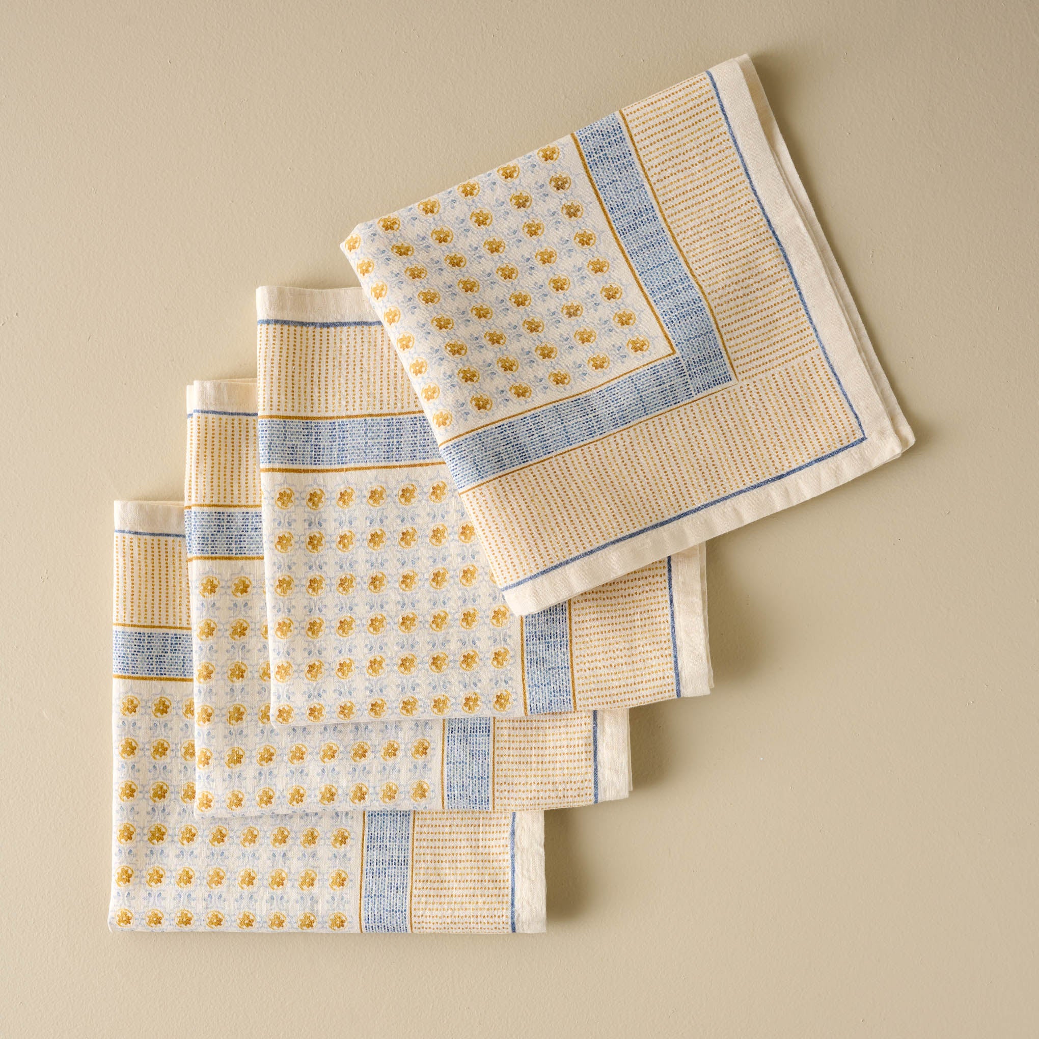 Luna Floral Printed Napkin Set of Four