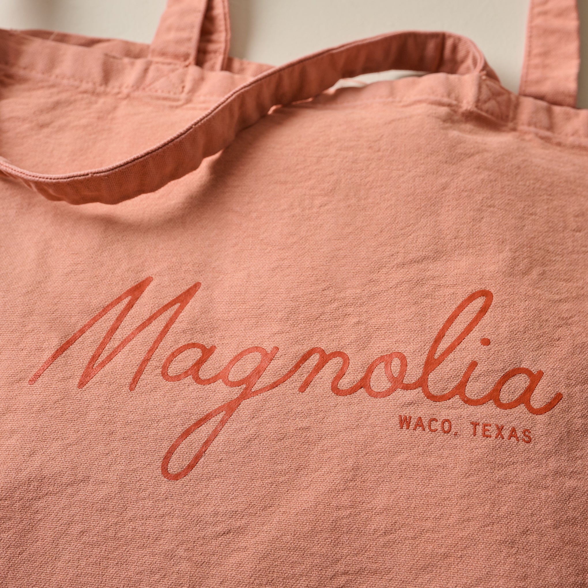 Magnoliass Sunset Script Tote close up