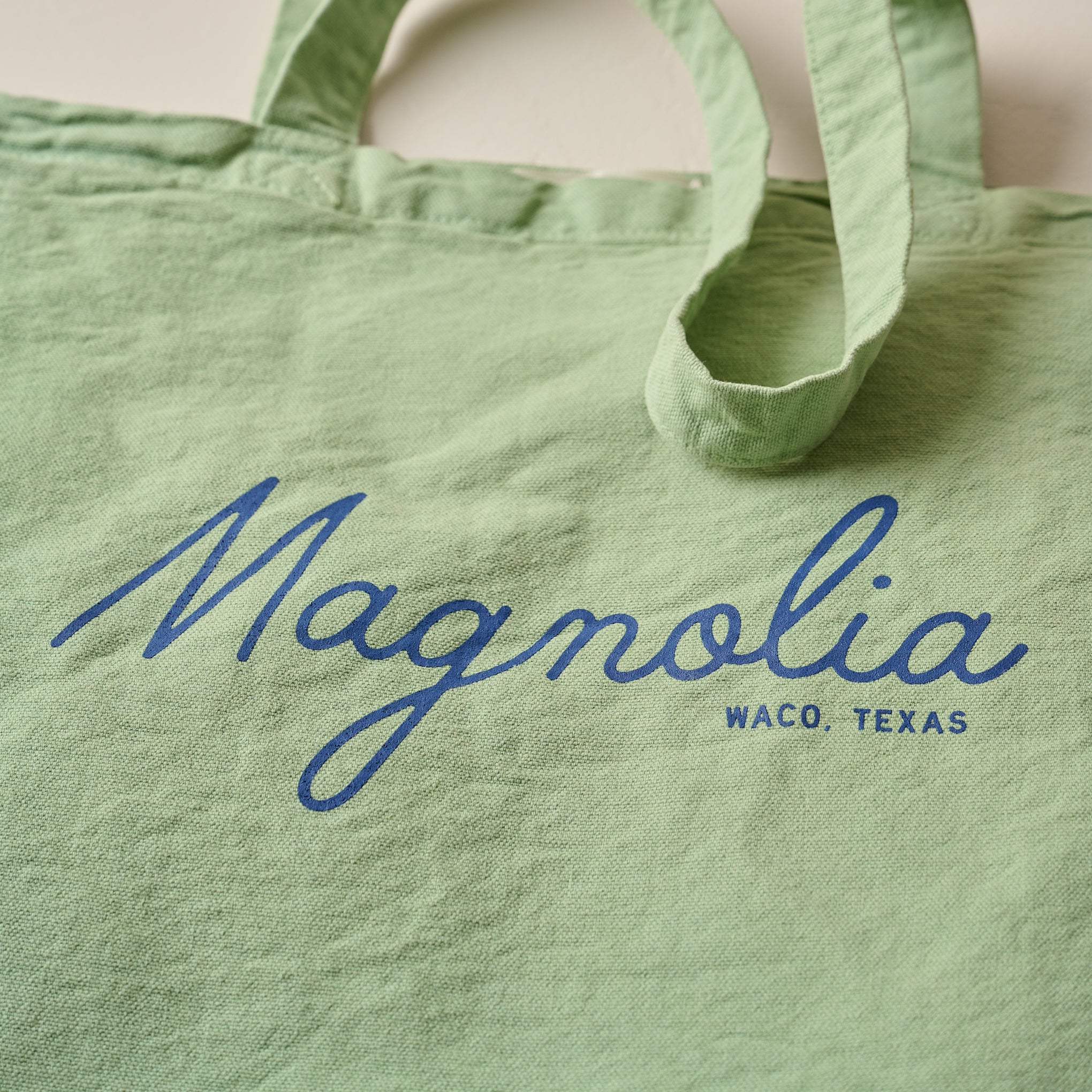 Magnoliass Seafoam Script Tote close up