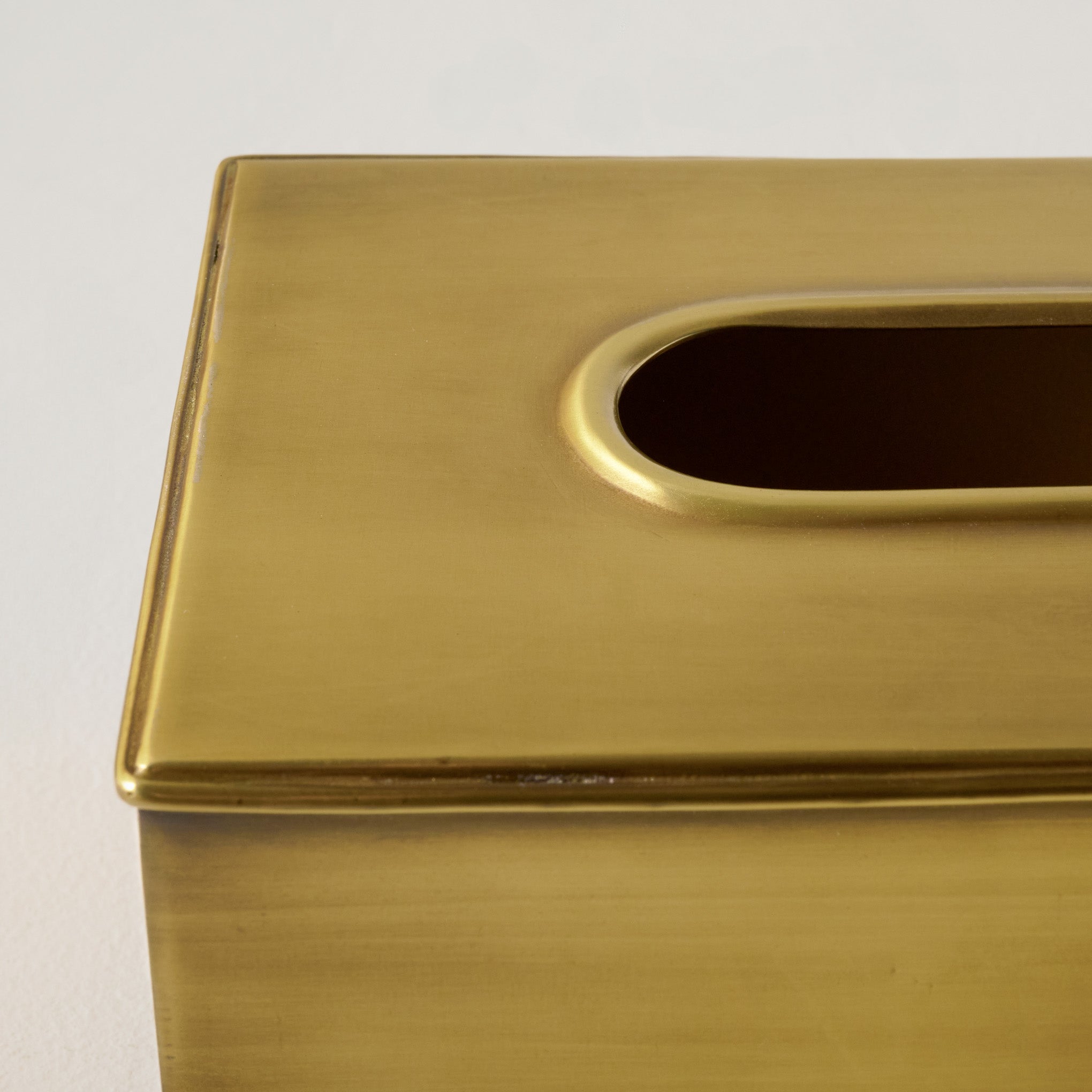Antiqued Brass Tissue Box Cover up close