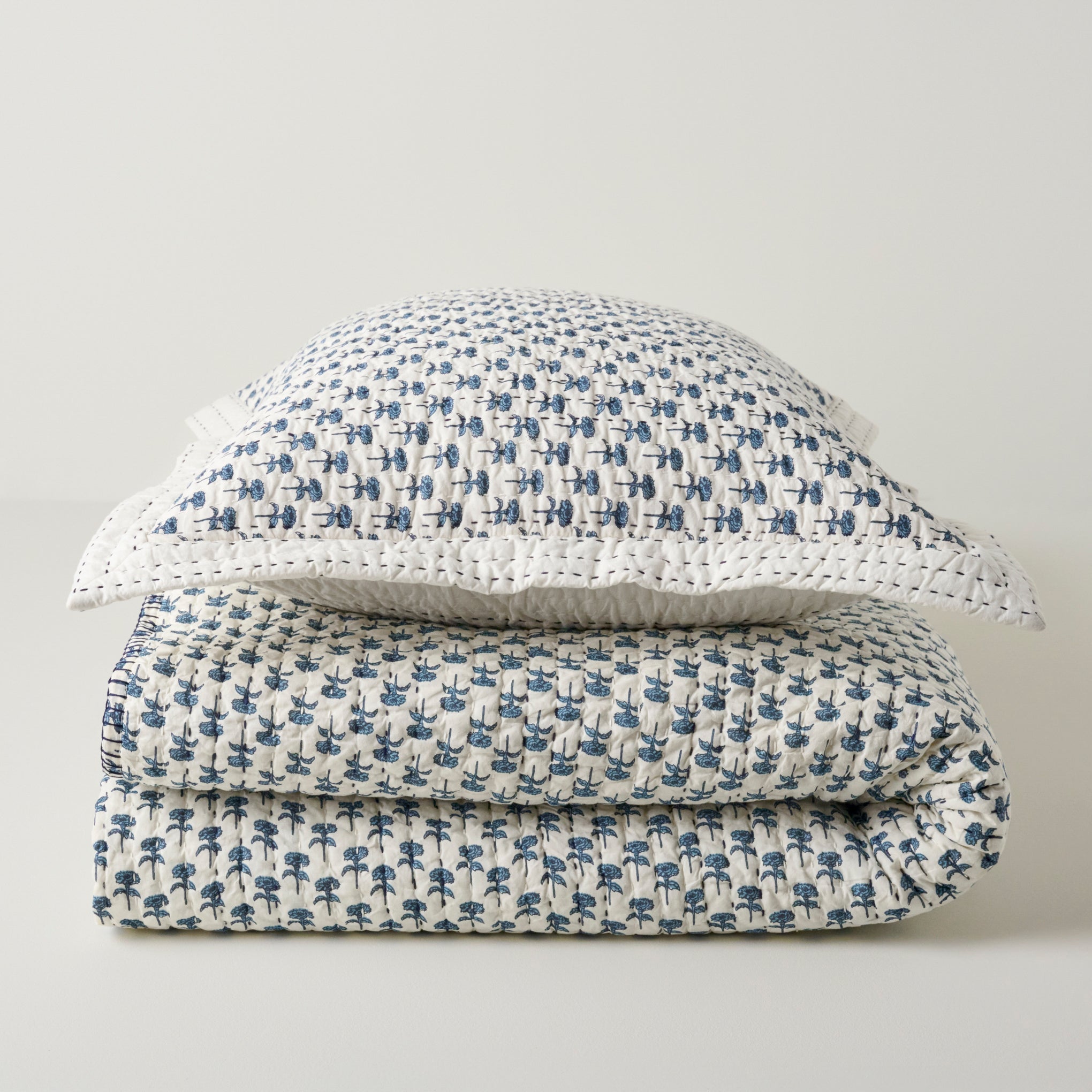 Lilianne Floral Printed Quilt shown with sham