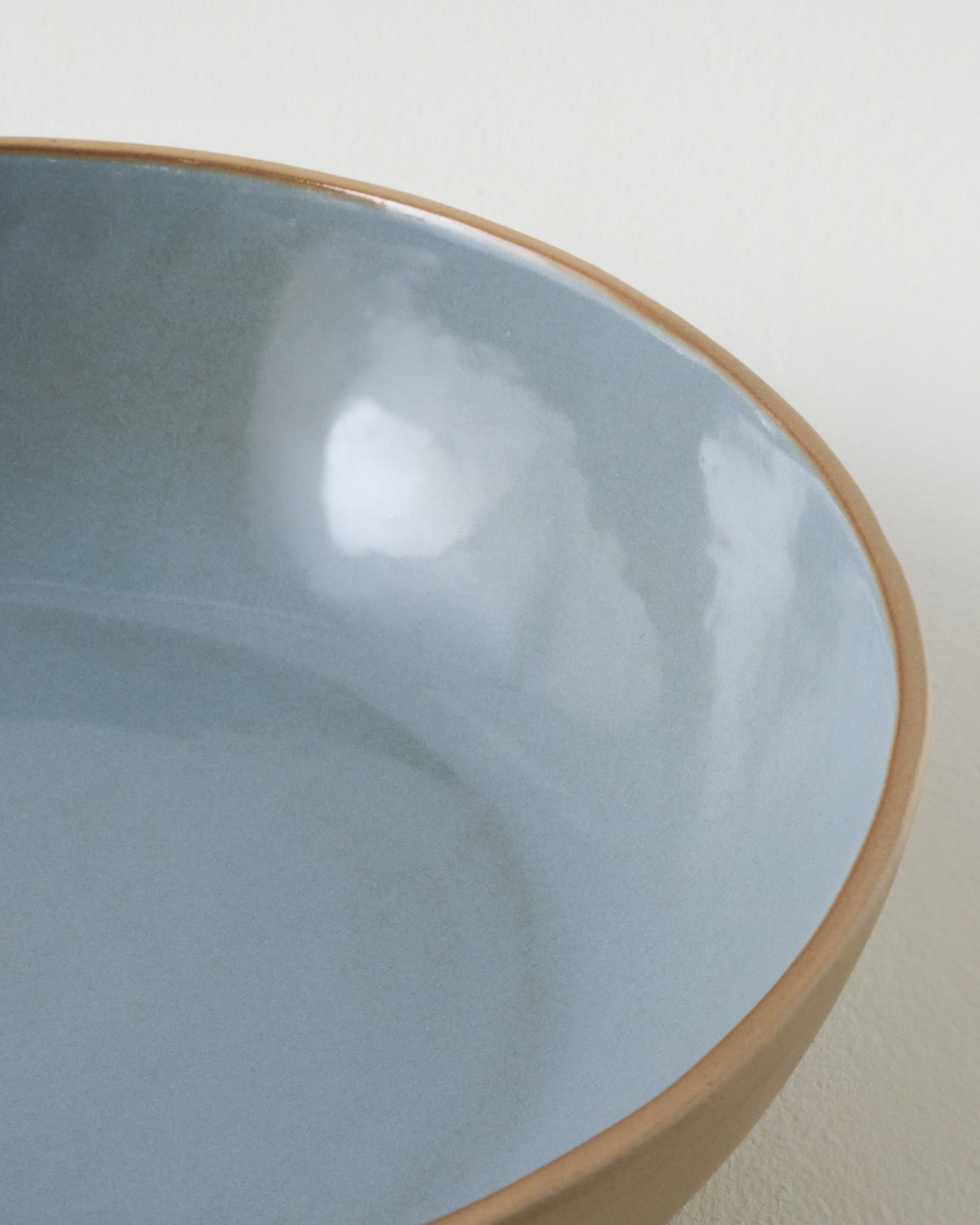 Lakelynn Serving Bowl up close