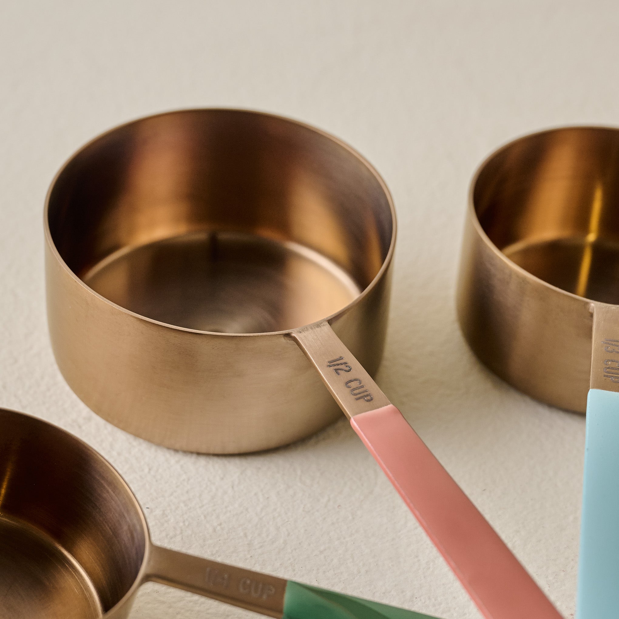 Evie Copper Measuring Cups up close