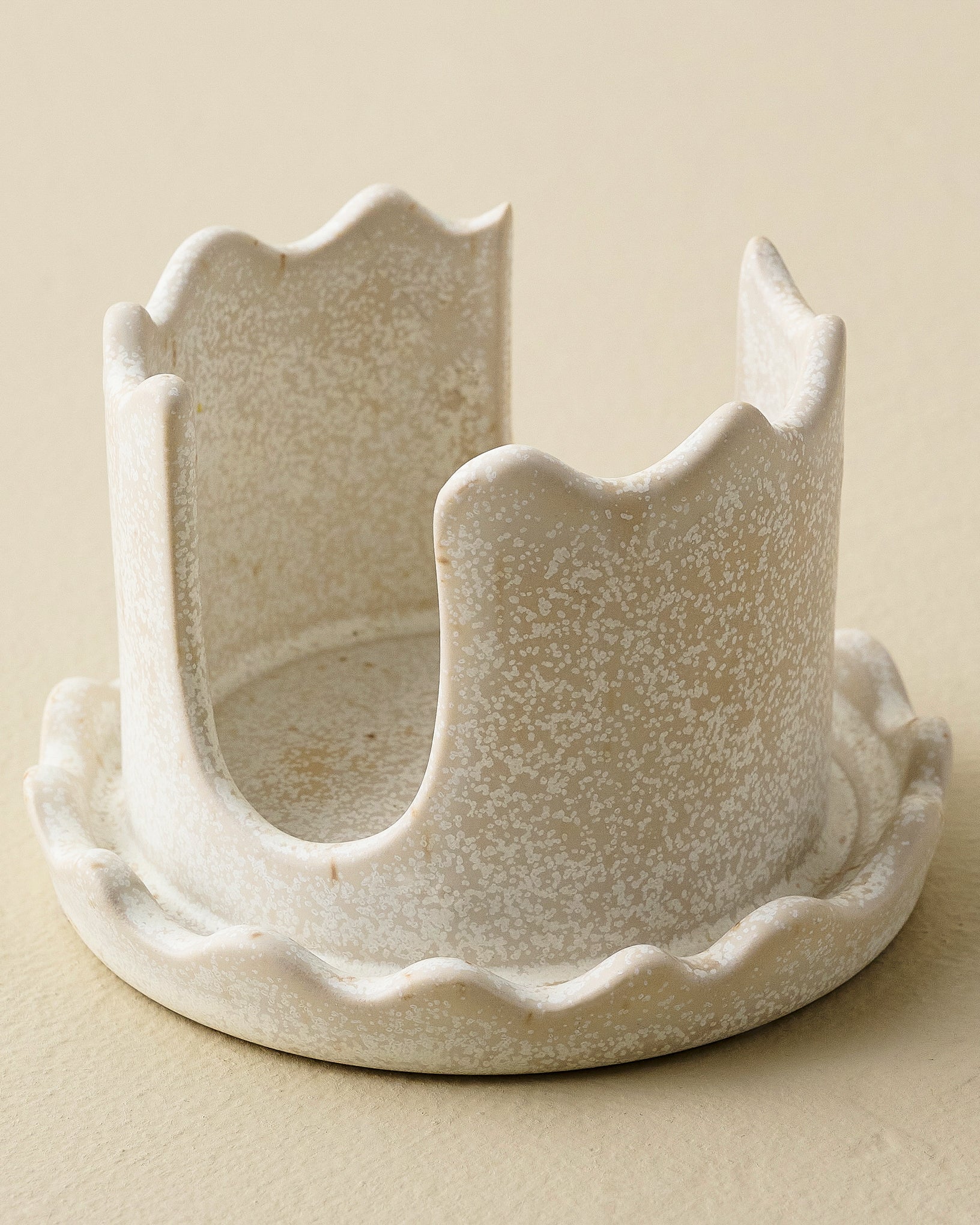 French White Sponge Keeper