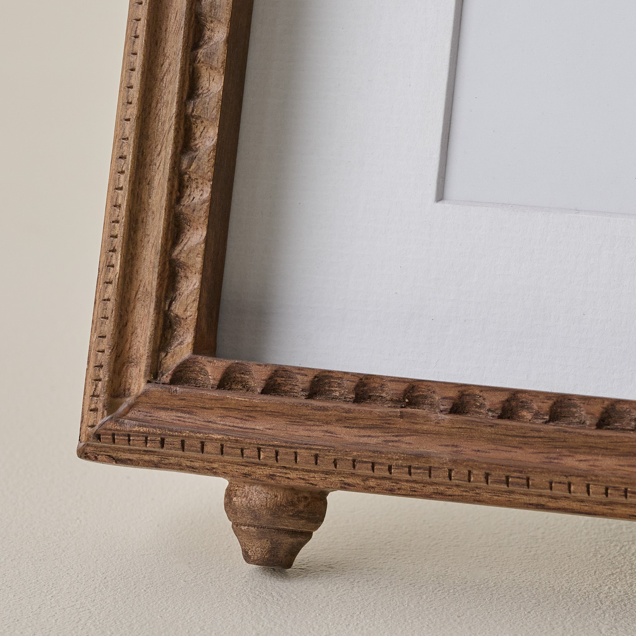 Annie Antiqued Wood Photo Frame corner up close