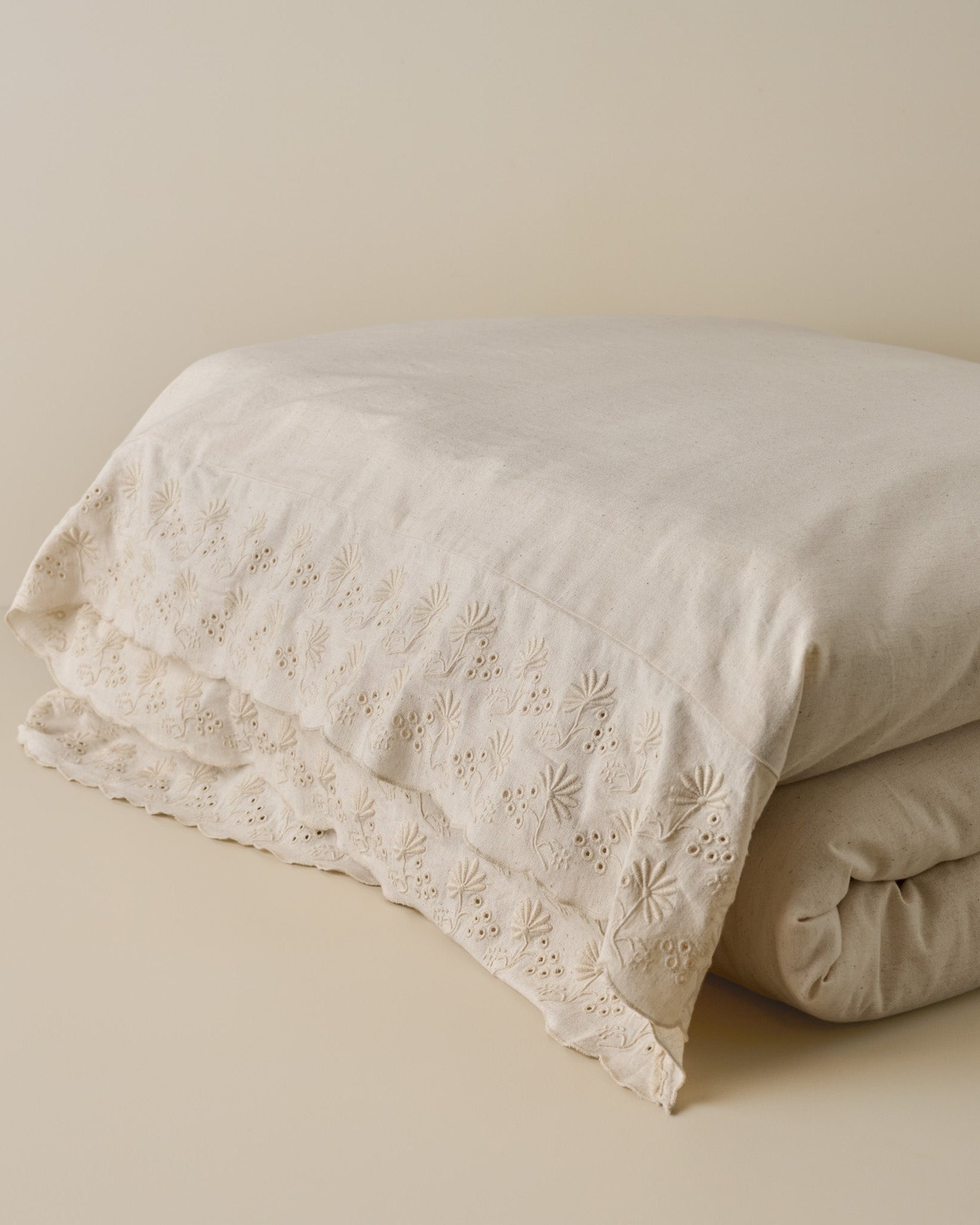 Clara Eyelet Flange Duvet Cover in color Natural