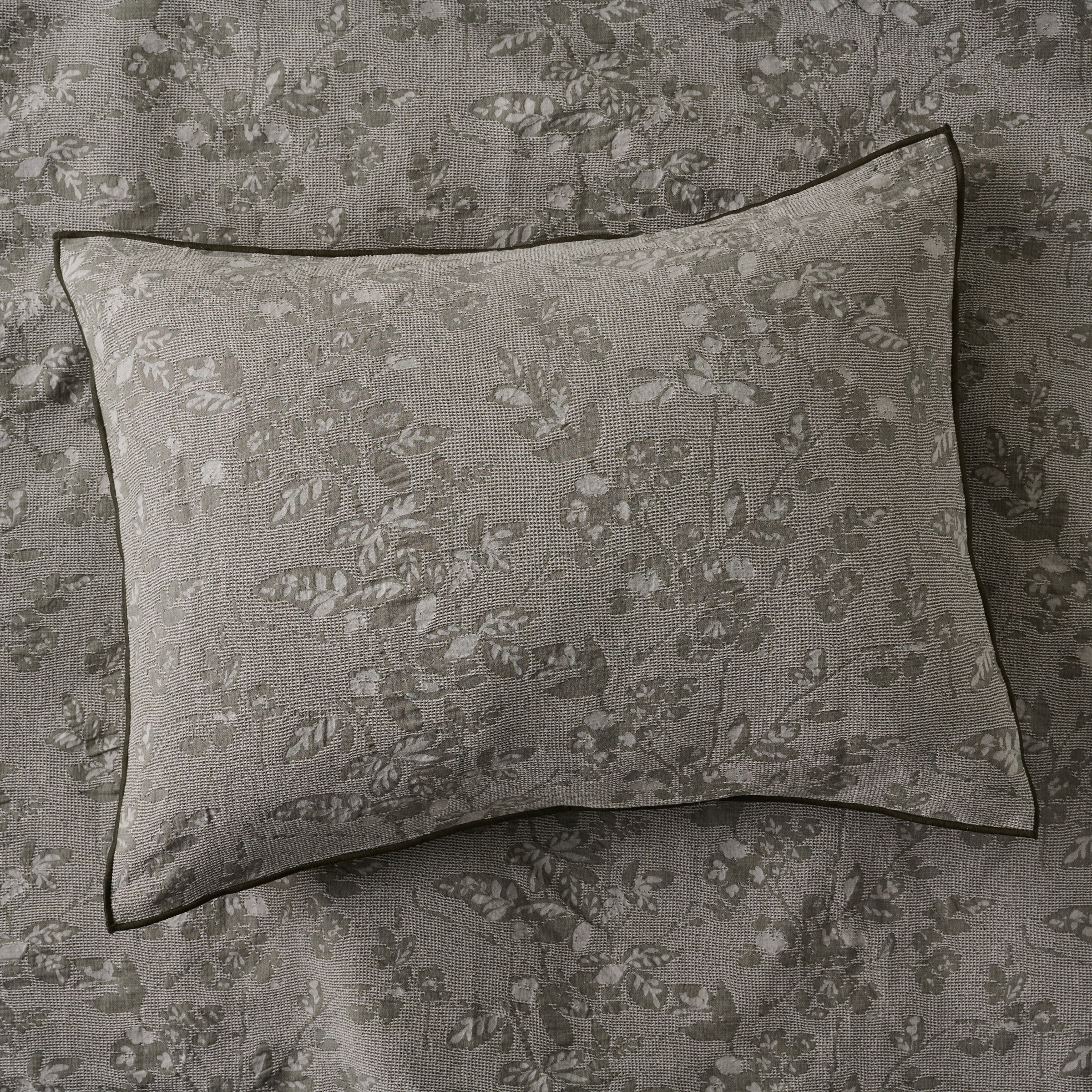 Willow Floral Jacquard Duvet + Sham Set (Queen)