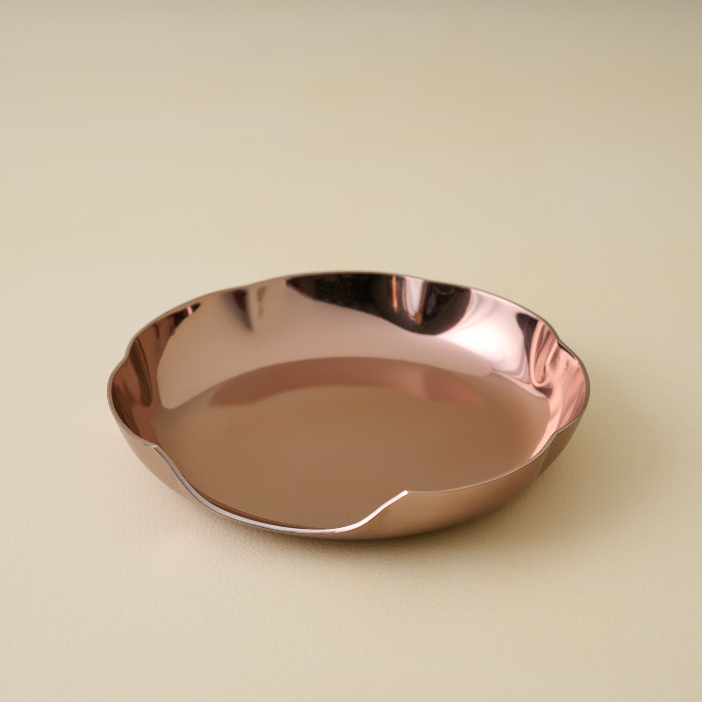Magnoliass Copper Scalloped Spoon Rest