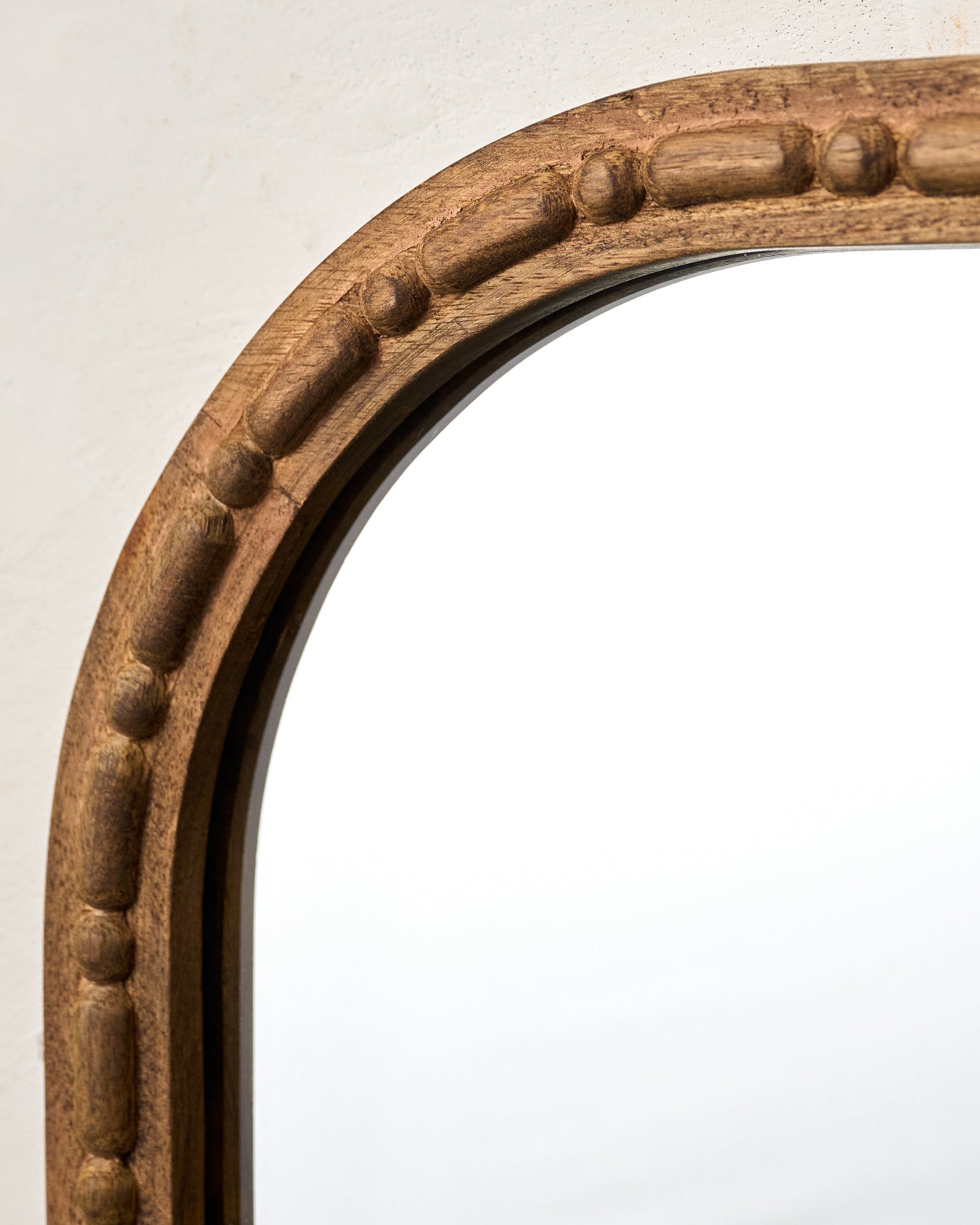 Nicolette Arched Wood Mirror frame up close