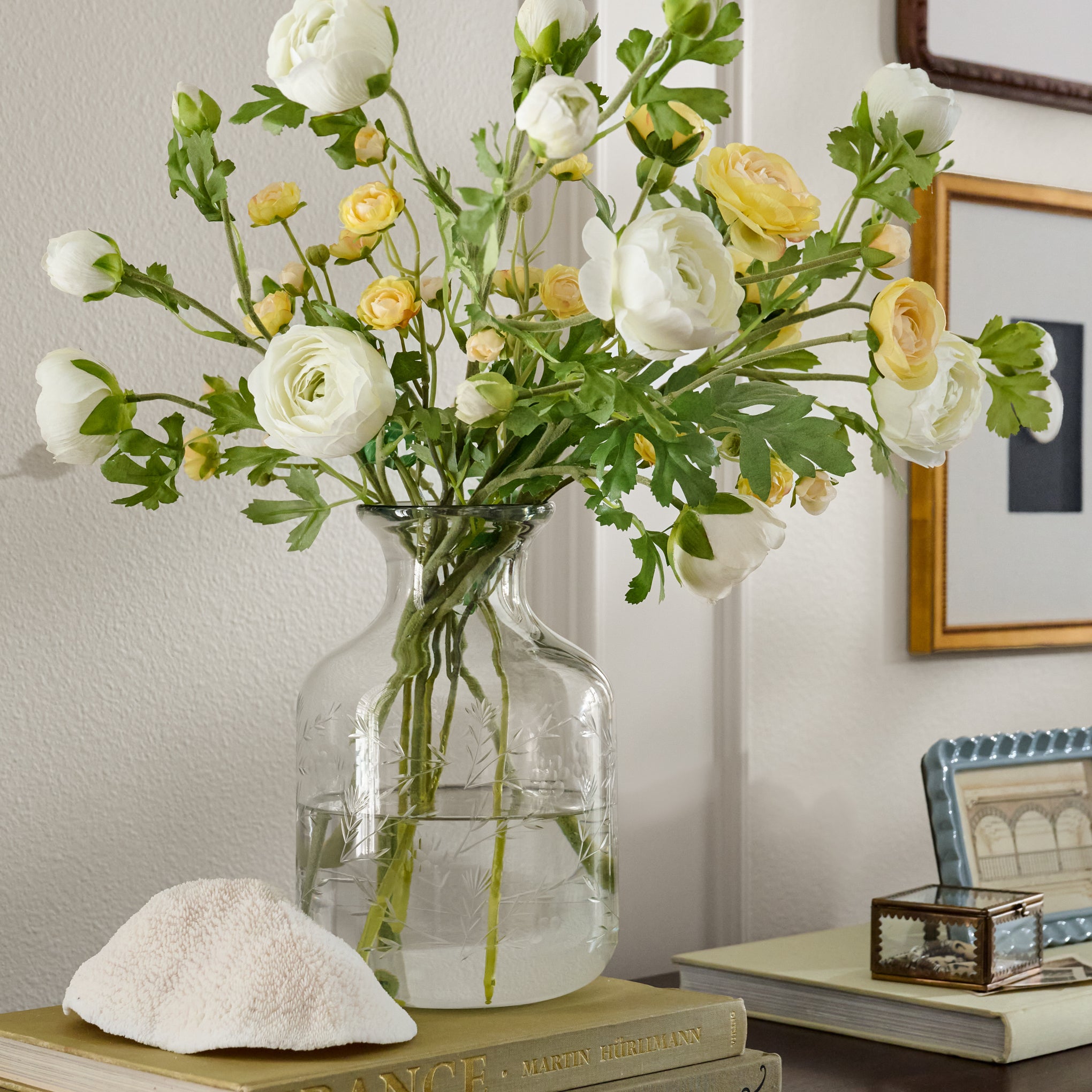 Mela Floral Etched Glass Vase with yellow and white flowers