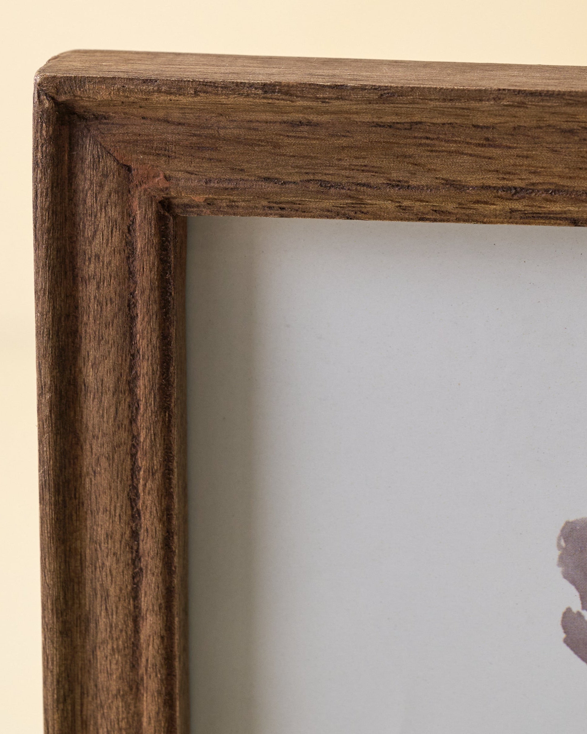 Lincoln Wood Frame close up (rectangle)