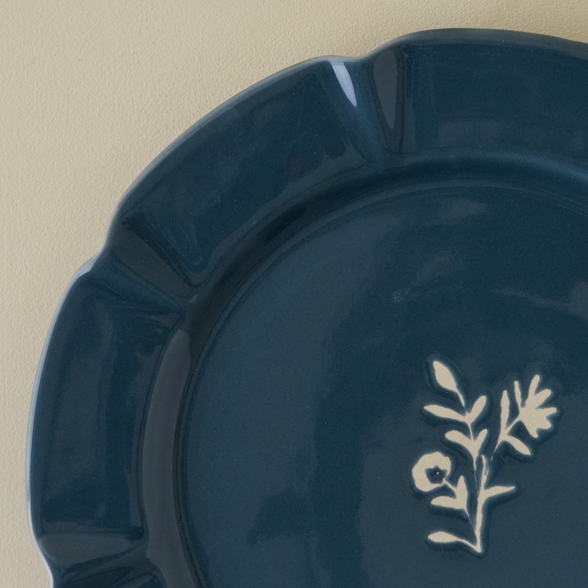 Navy Luna Plate (Salad) up close view of floral detail