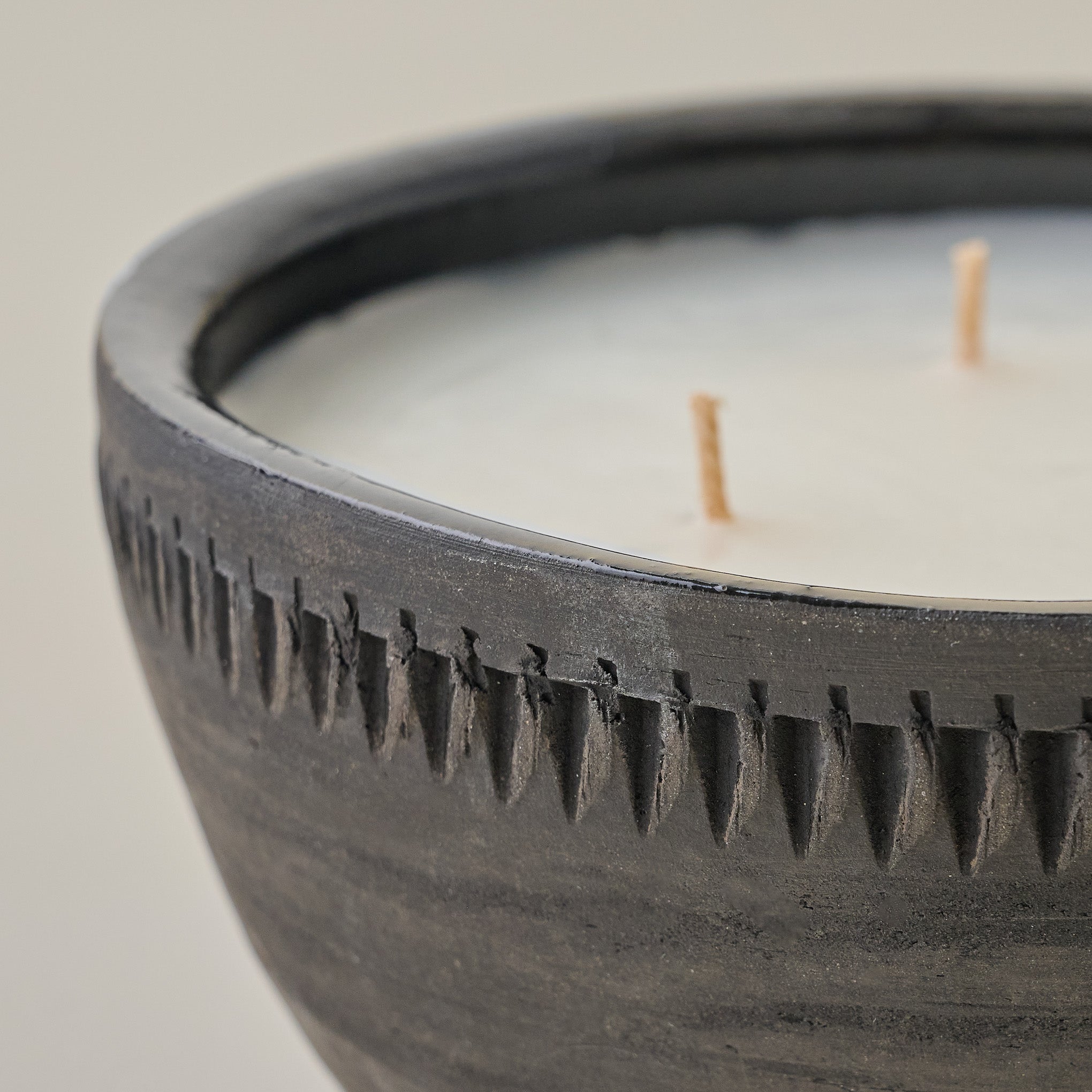 Magnoliass Gathered Rustic Bowl Candle up close