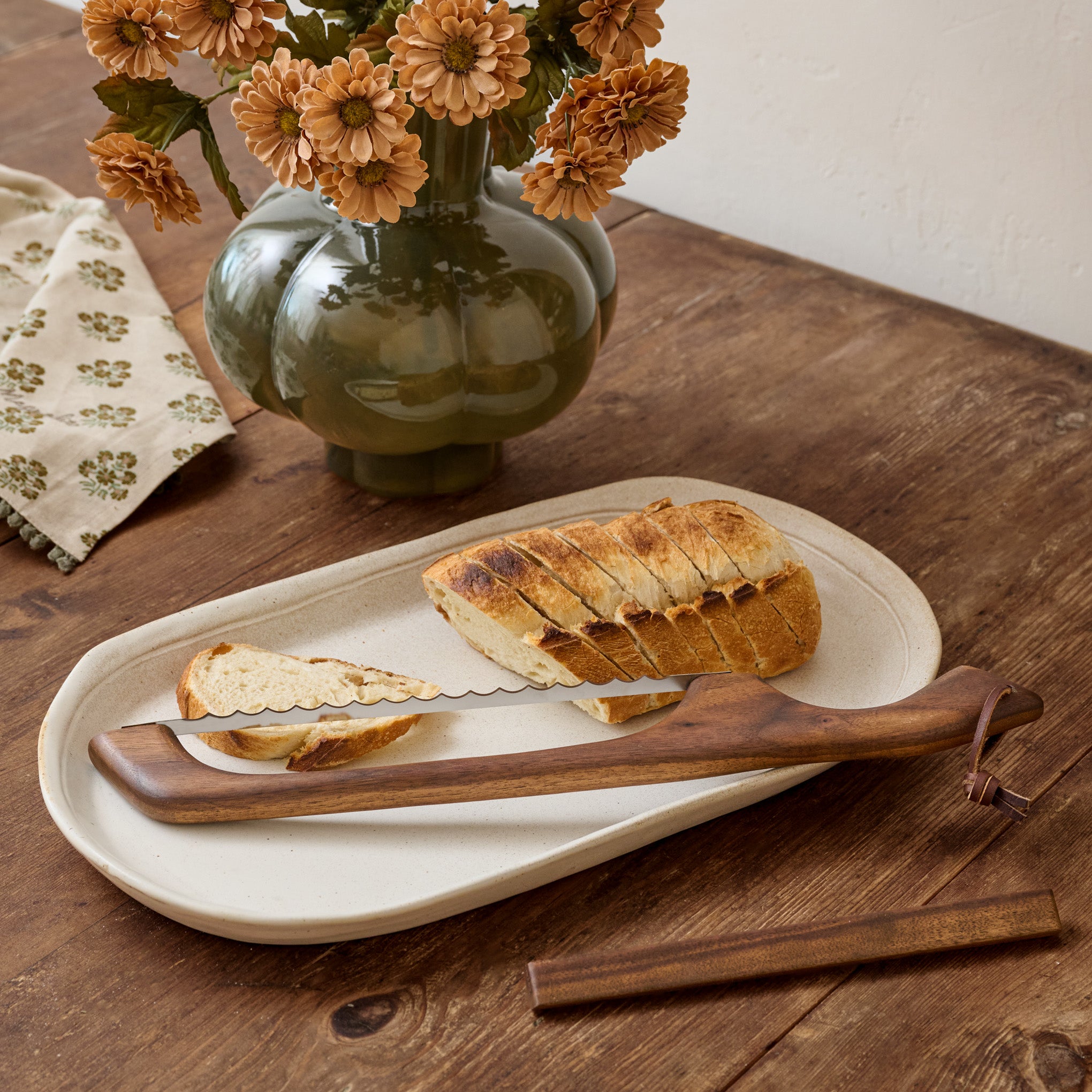 Magnoliass Handmade Walnut Bread Knife