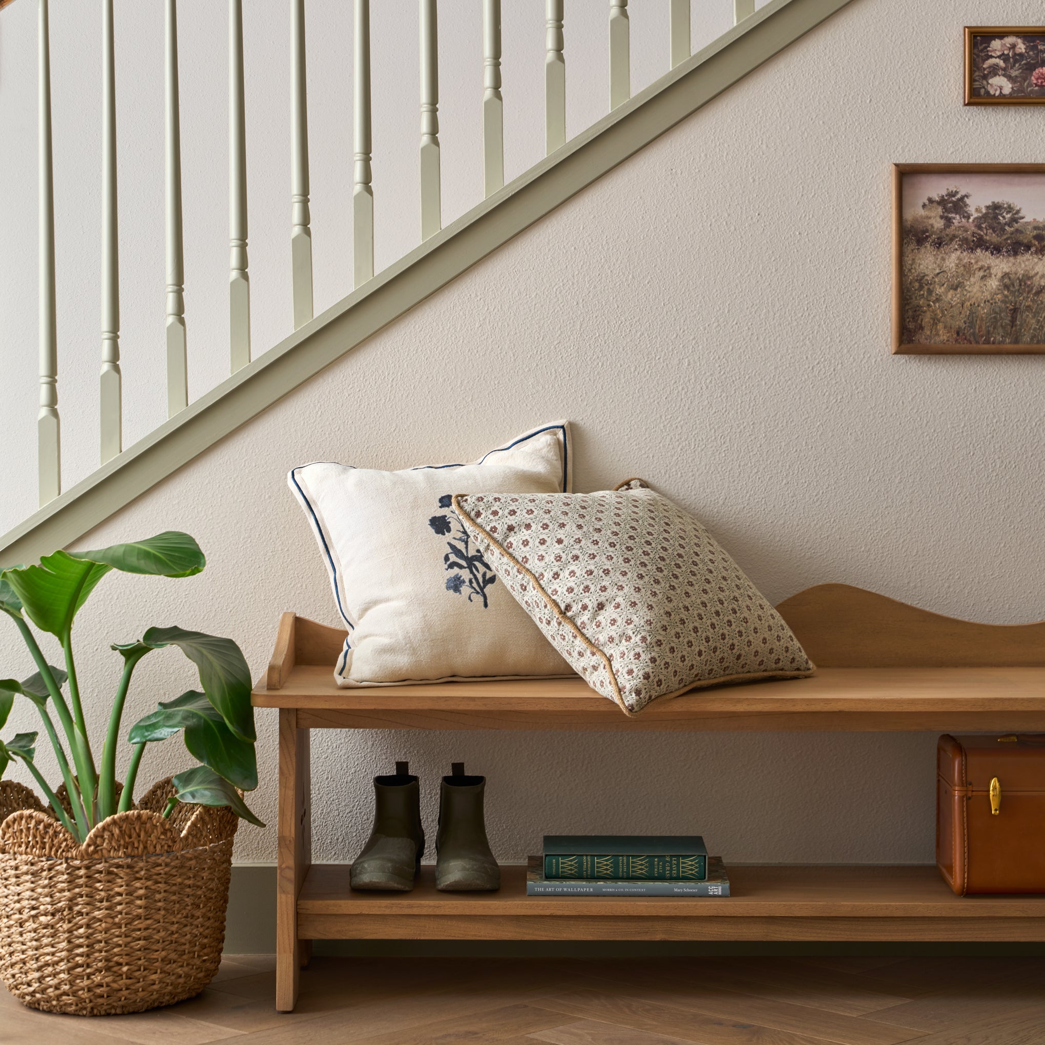 Cassia Bench in a room