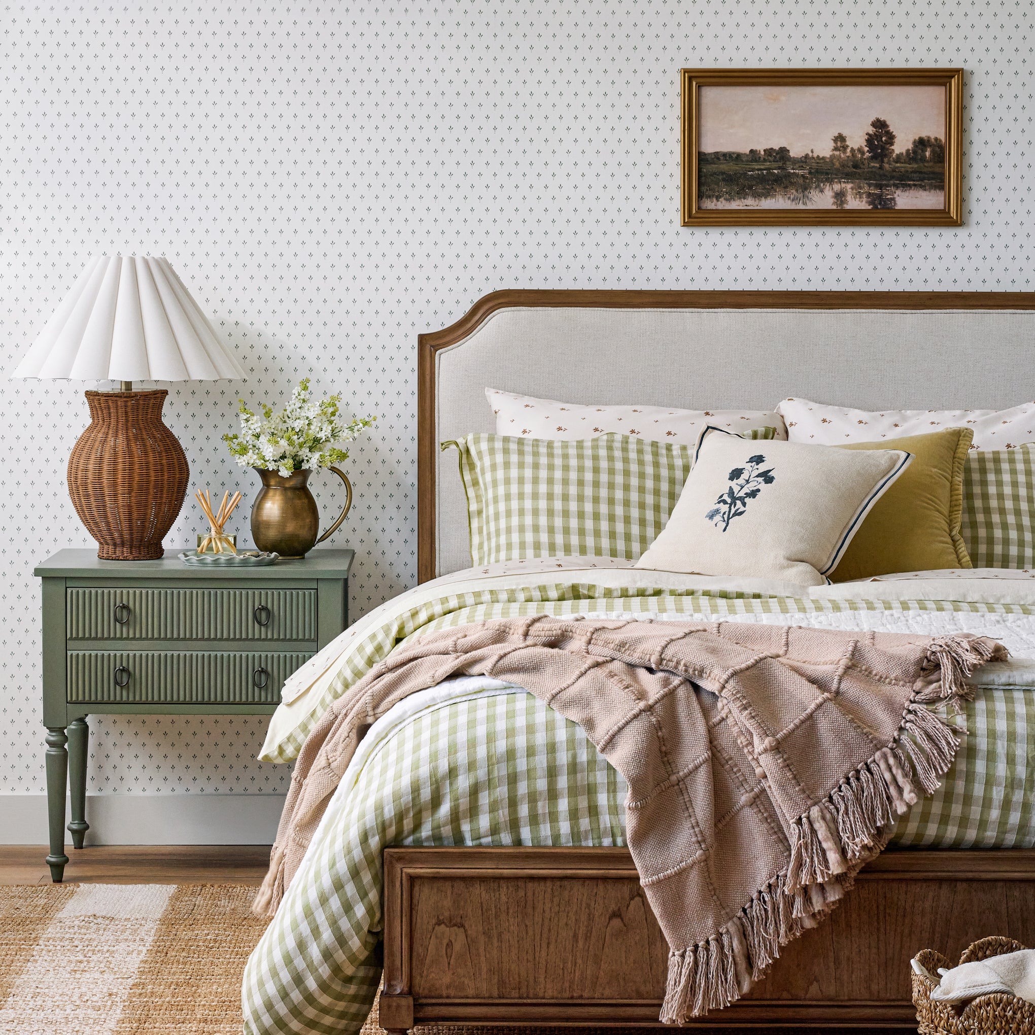 Charm Wallpaper in green
