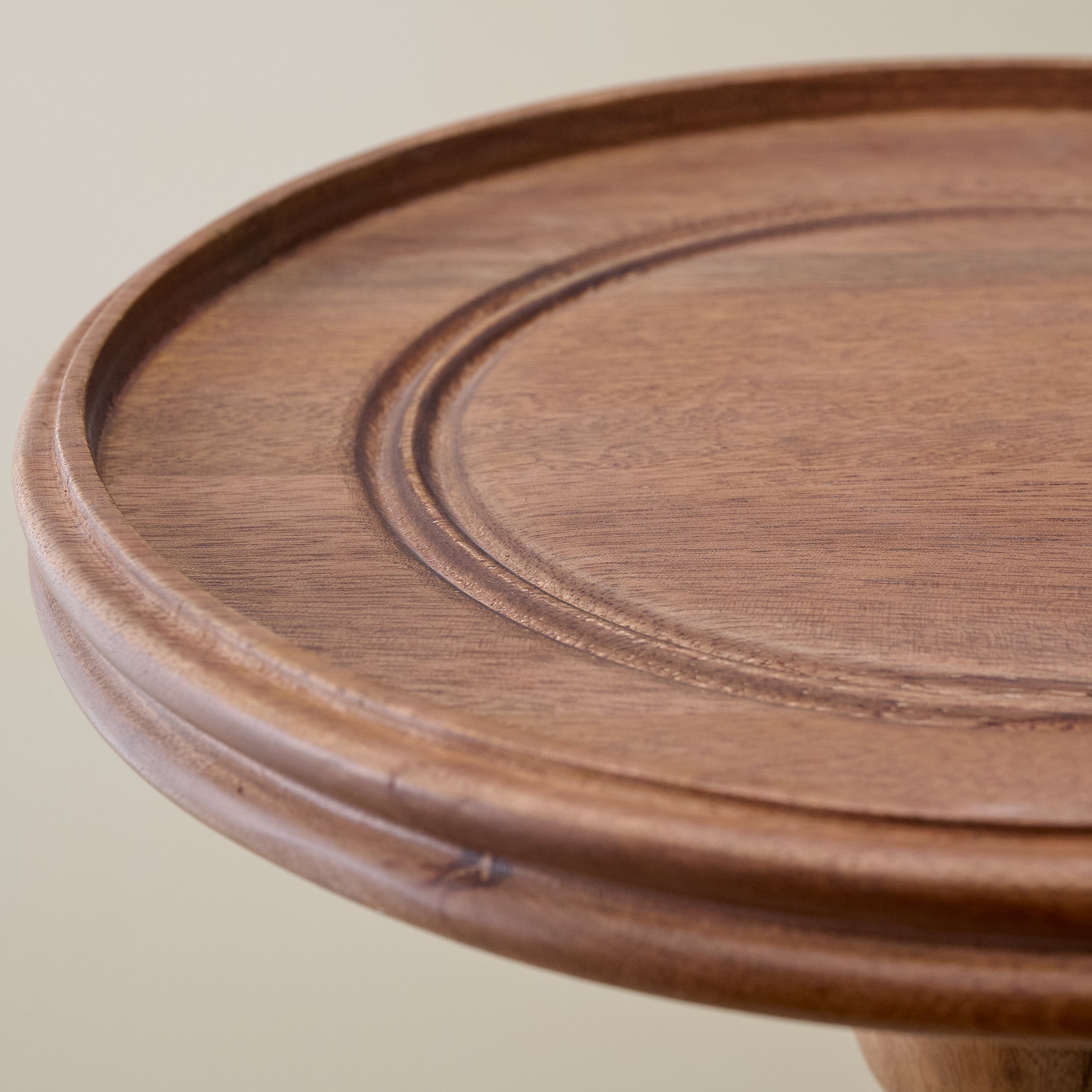 Jo's Inspired Adjustable Vintage Plant Stand close up