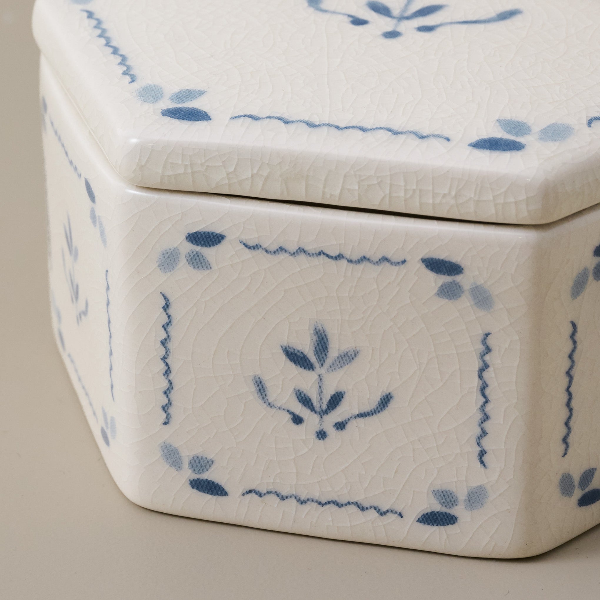Juliet Ceramic Decorative Canisters close up