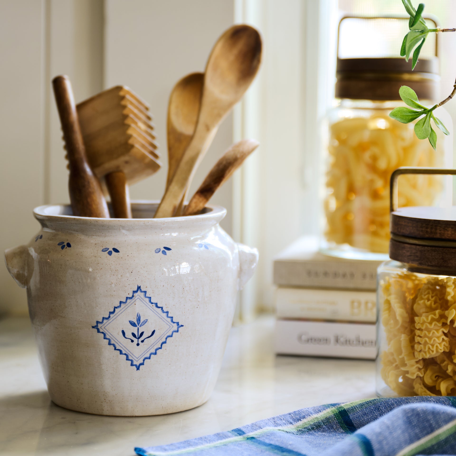 Juliet Ceramic Utensil Crock with wooden utensils