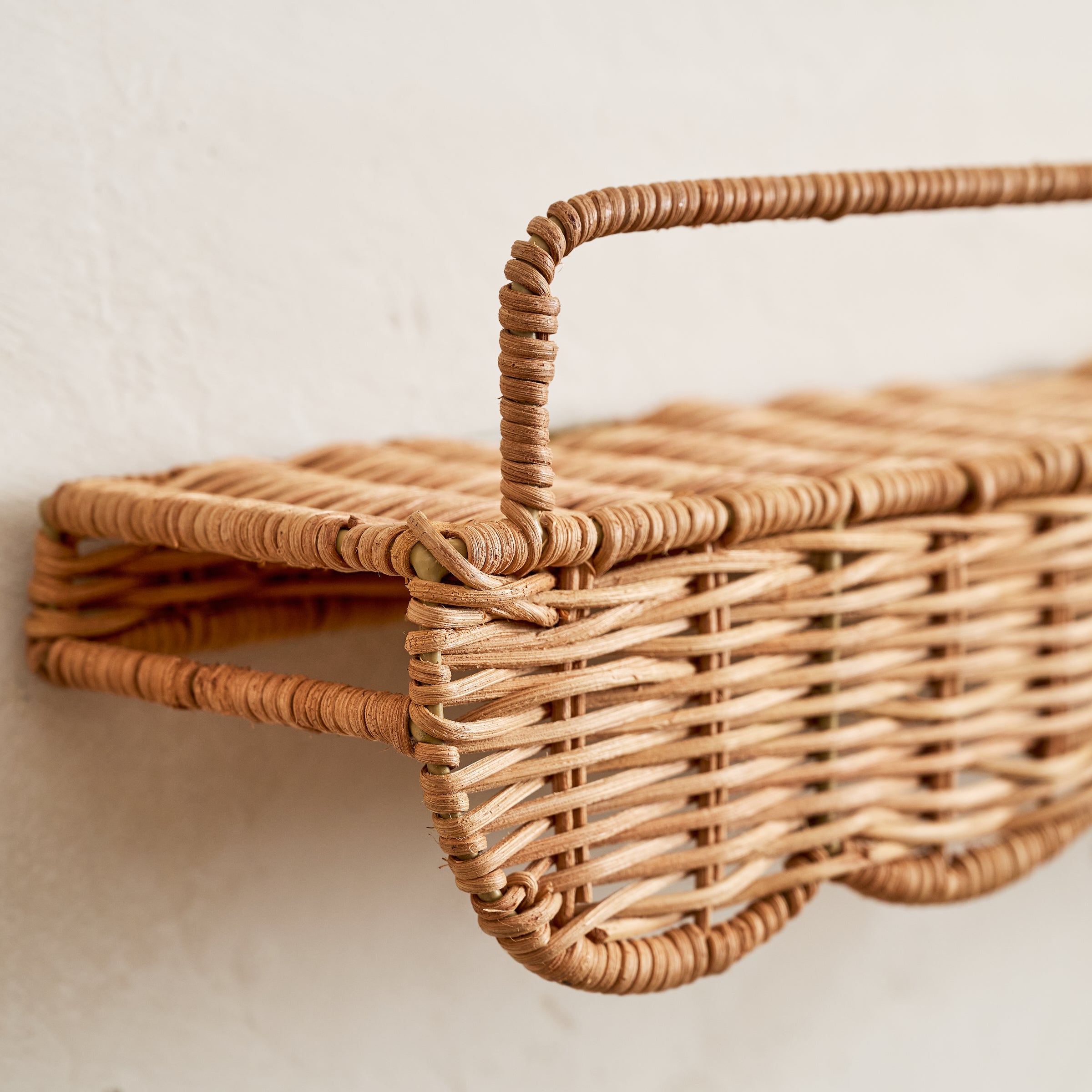 Robin Woven Rattan Picture Ledge