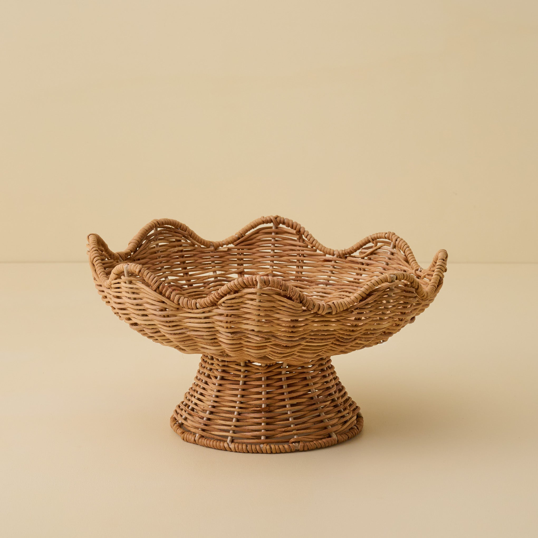 Rattan Scallop Bowl