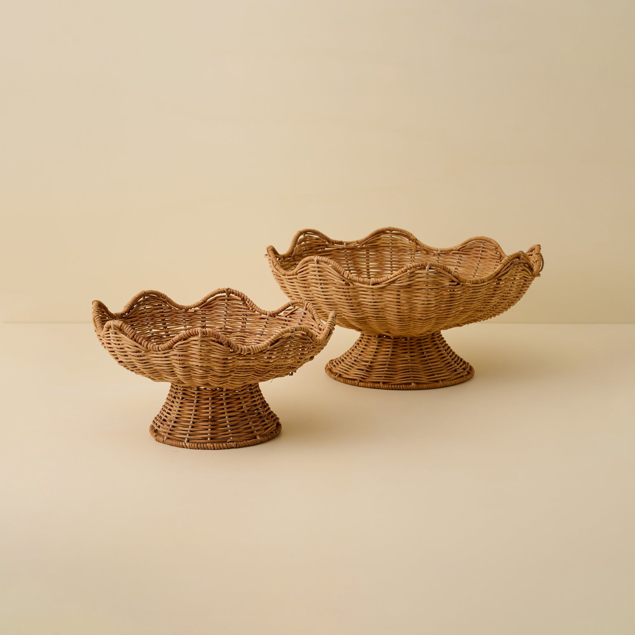 Rattan Scallop Bowls