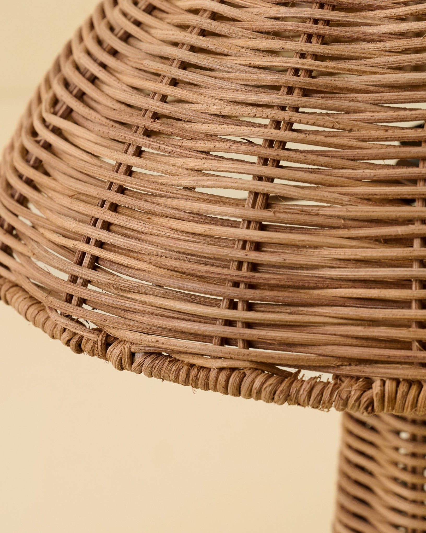 Woodland Rattan Table Lamp close up 