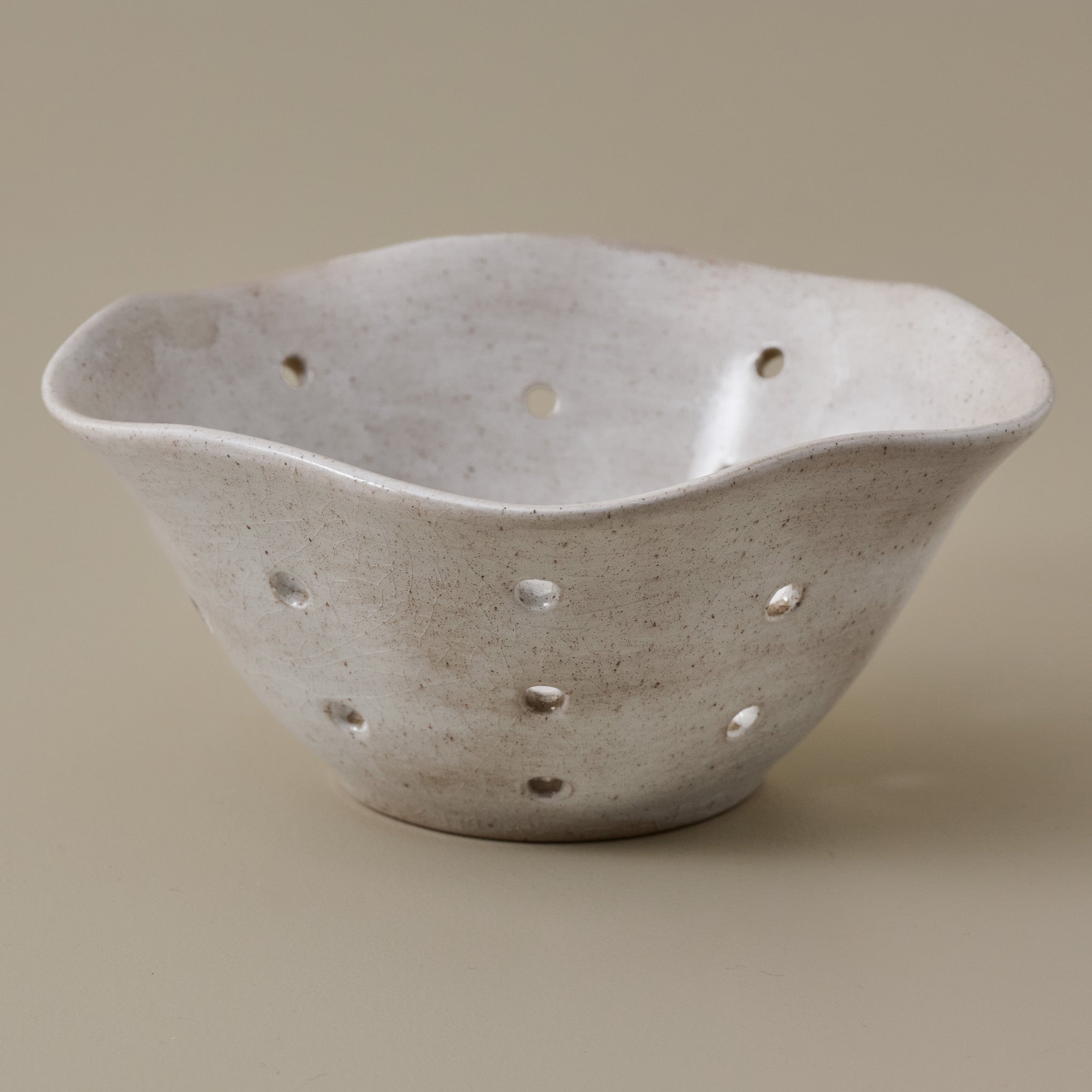 Ceramic Berry Bowl in White