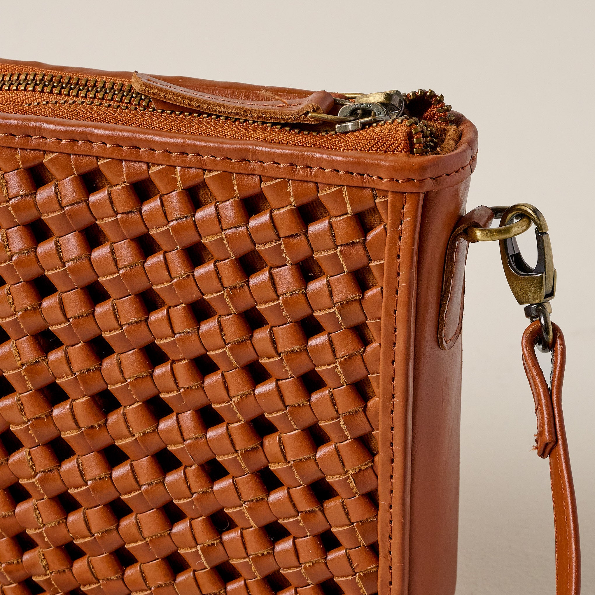 Sienna Nora Crossbody close up